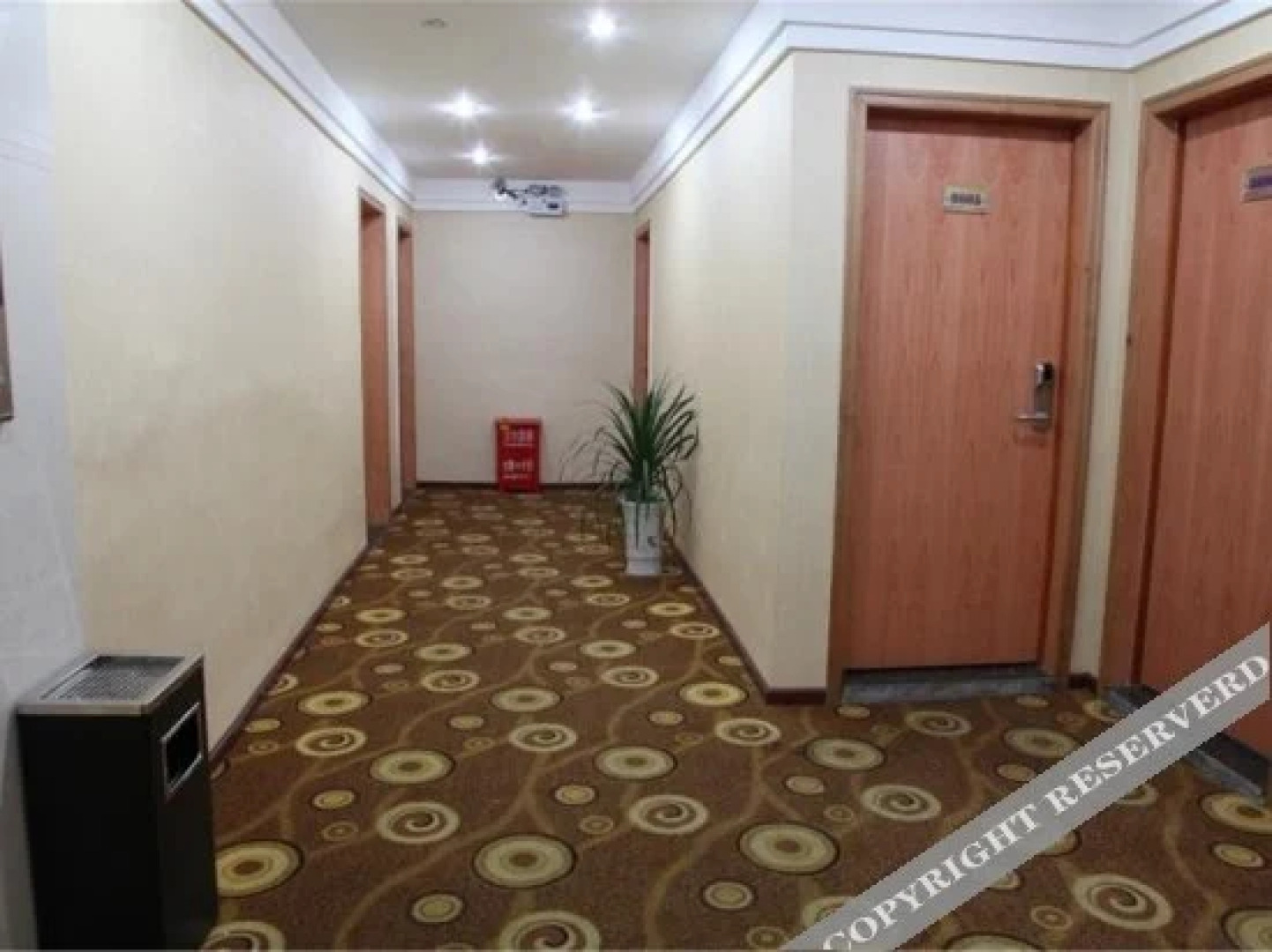 Lijin Express Holiday Hotel