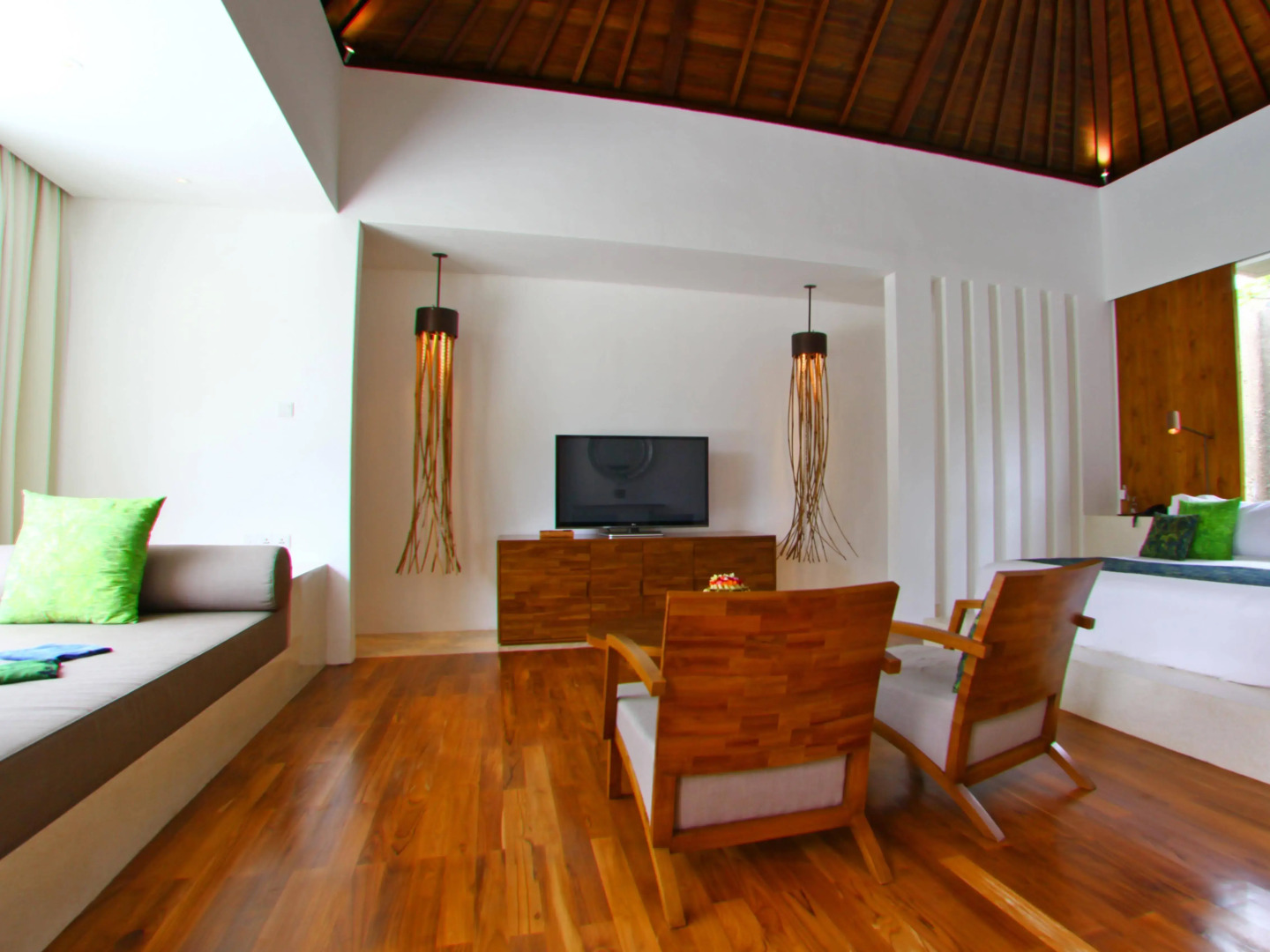 Candi Beach Resort And Spa