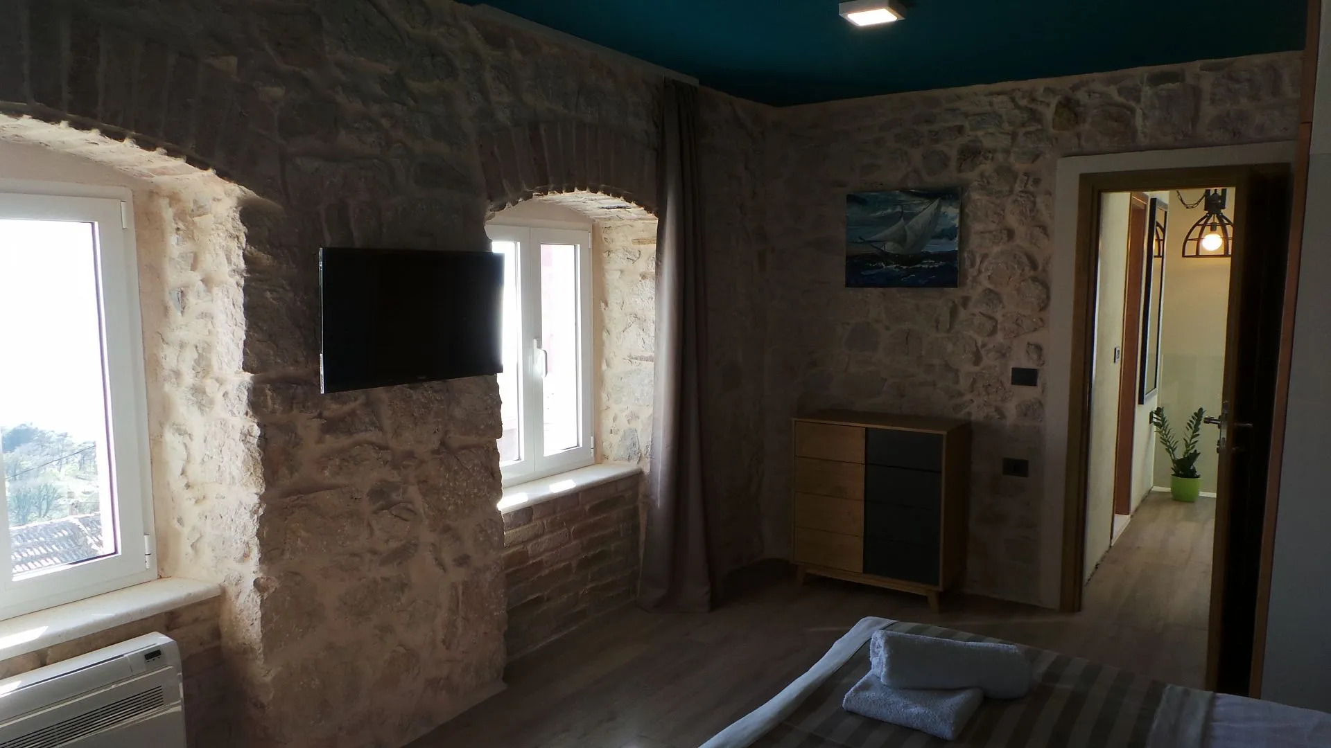 Holiday house Tanja - with pool : Tucepi, Riviera Makarska