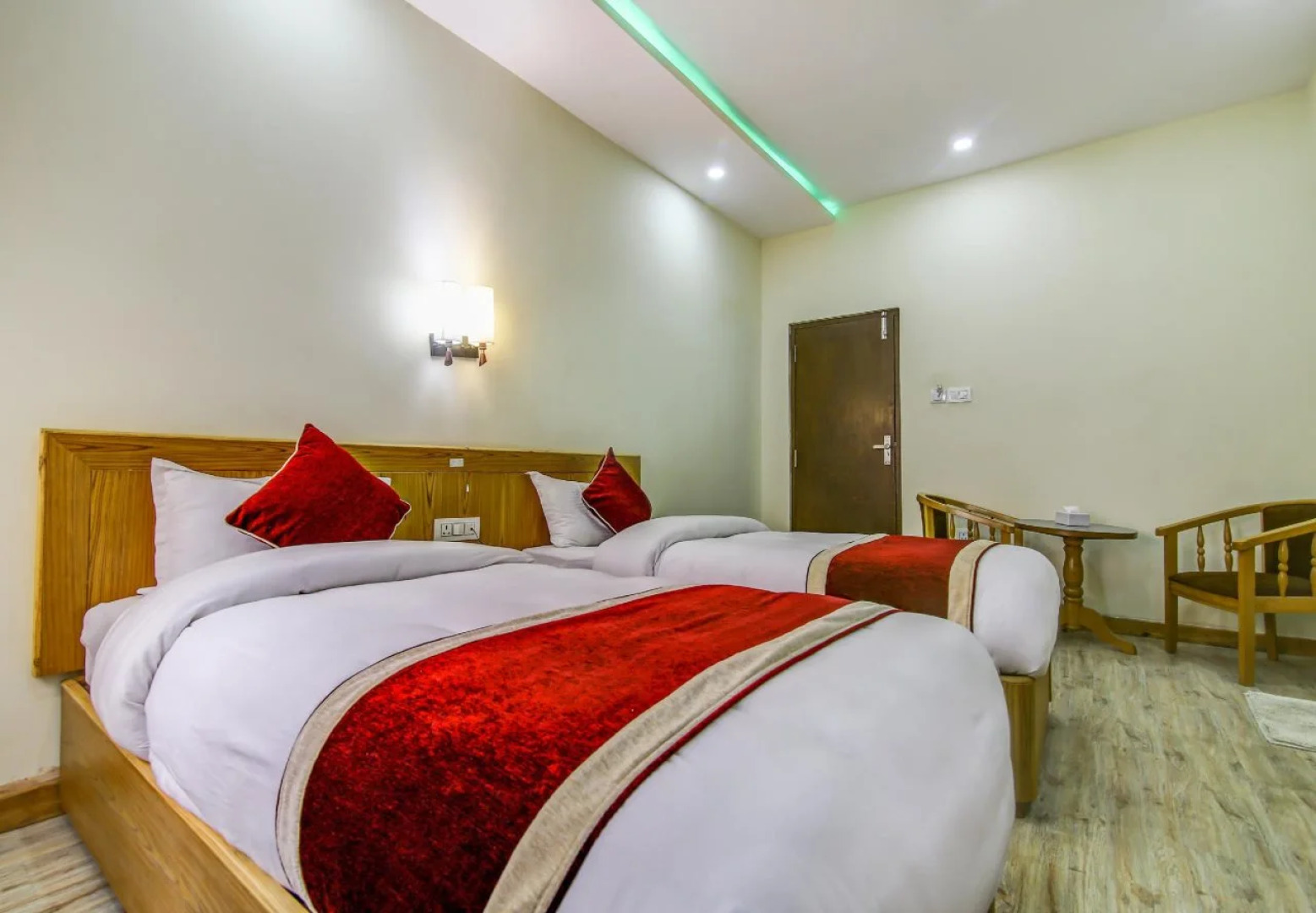 Amrapali Cottage By OYO Rooms