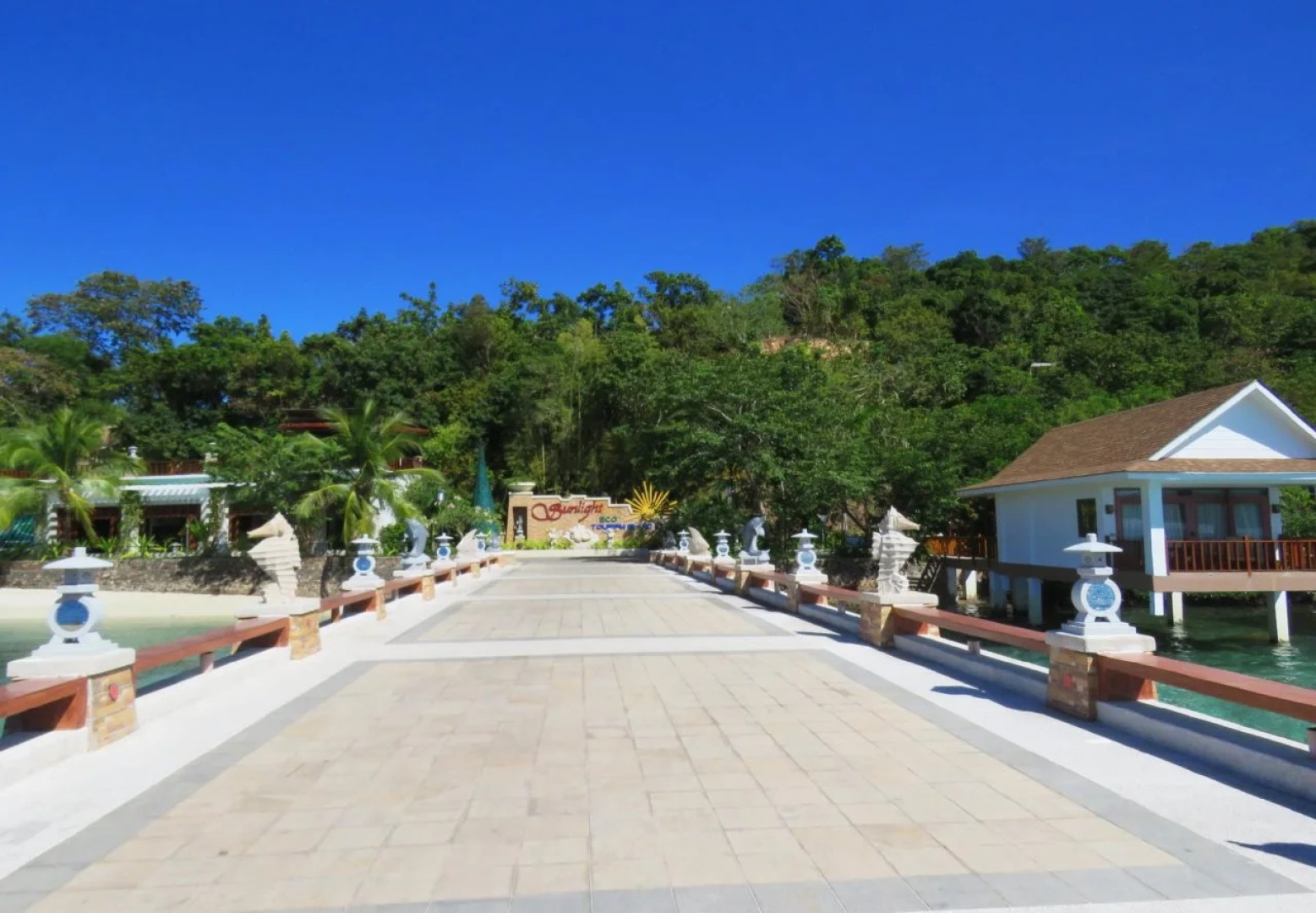 Sunlight Eco Tourism Island Resort