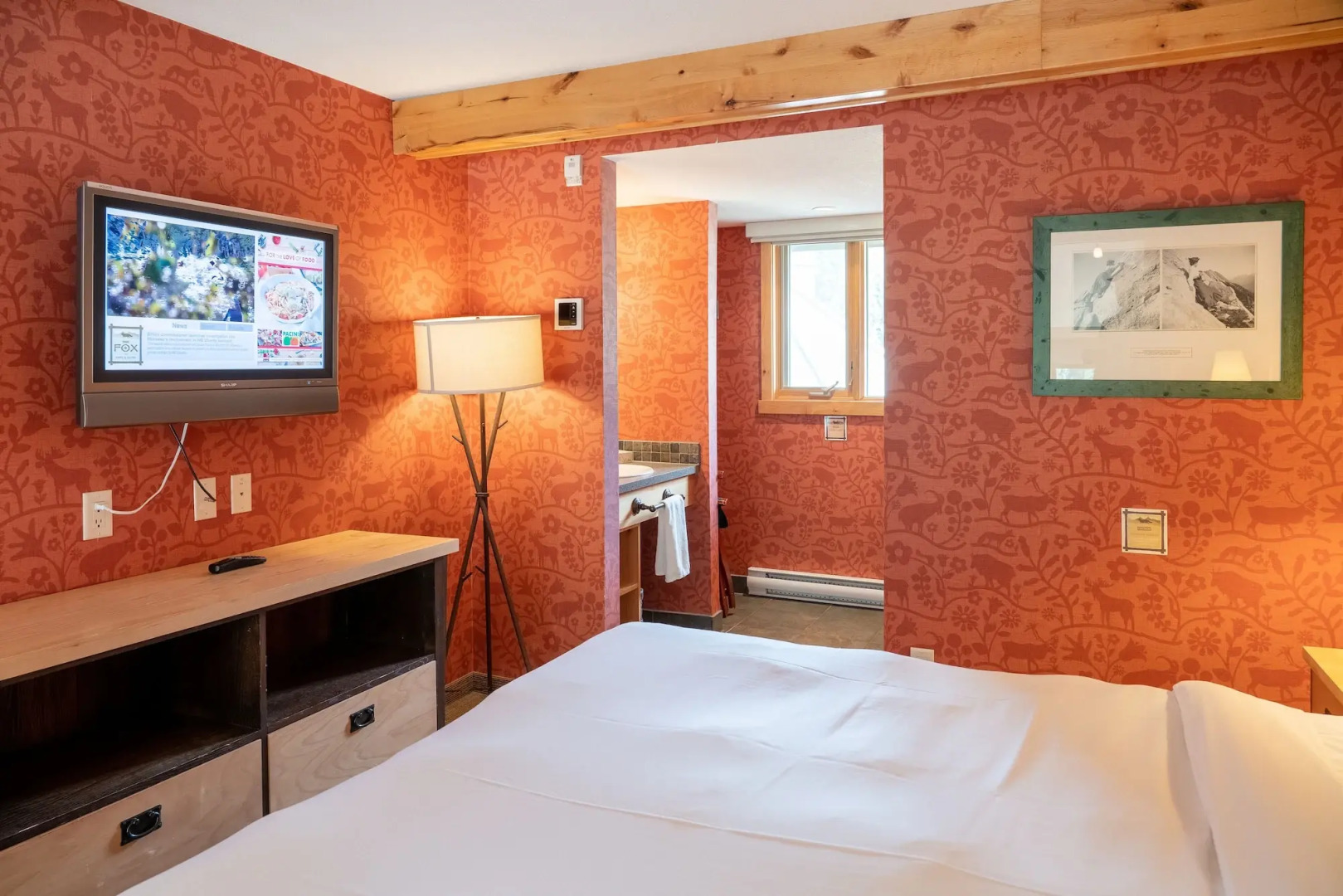 The Fox Hotel and Suites