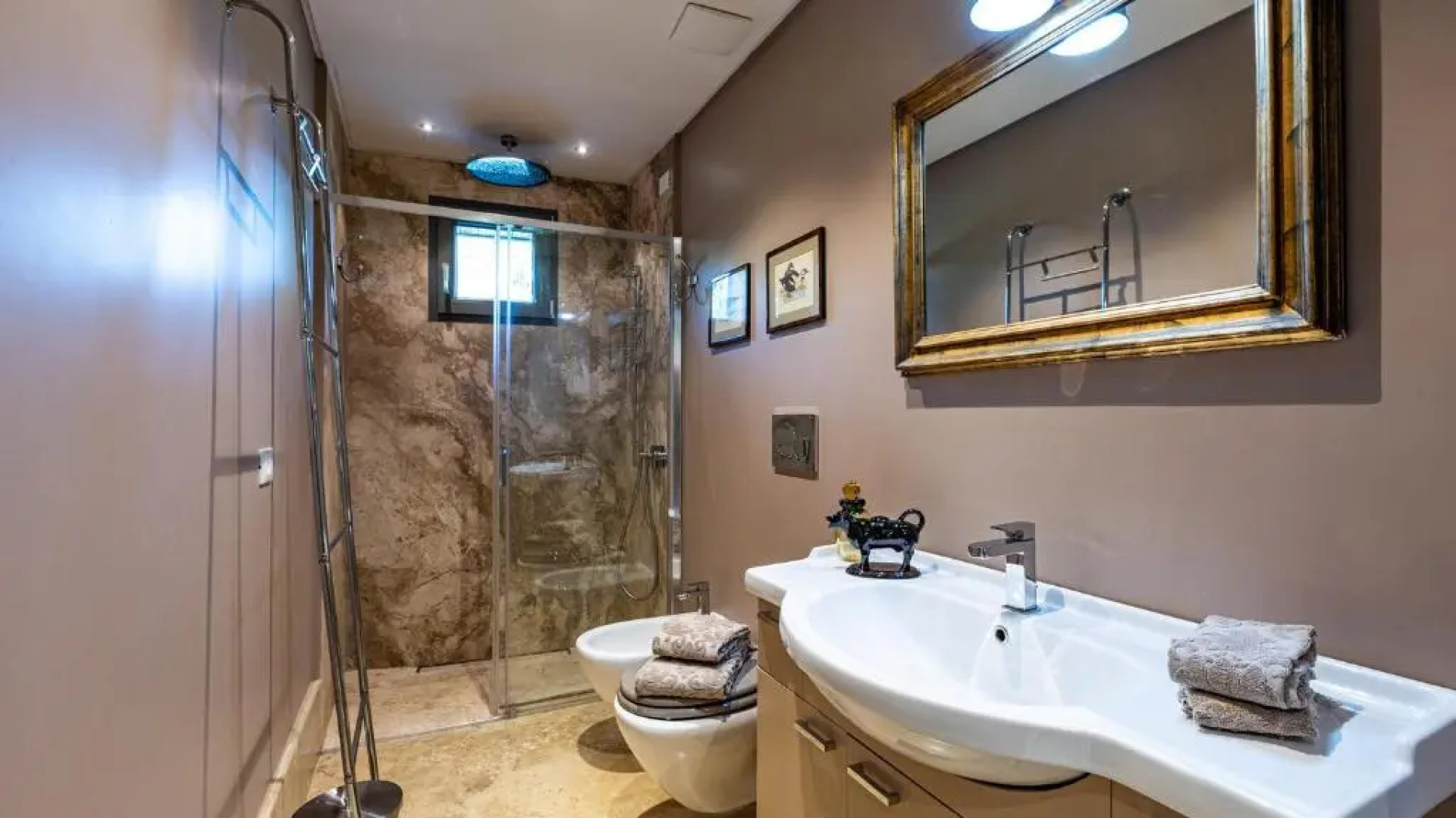 VILLA AIRONE 12, Emma Villas