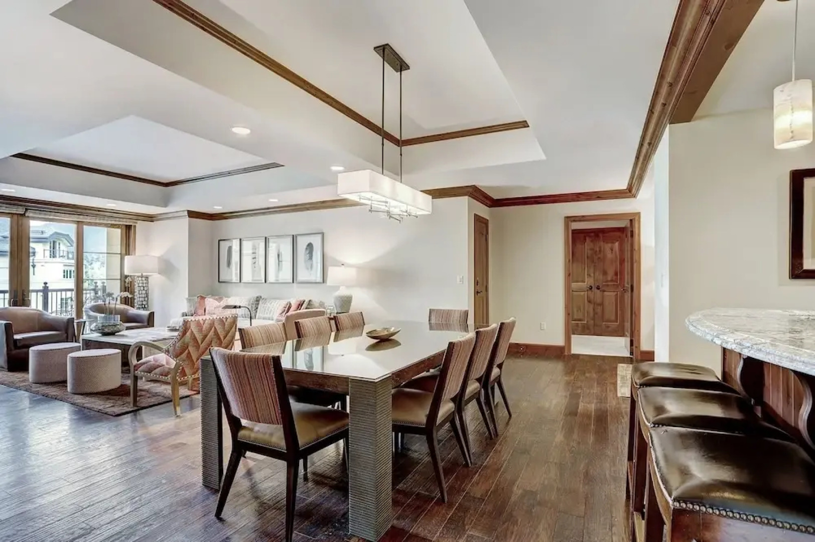 Ritz 3Br Mtn View RRR407