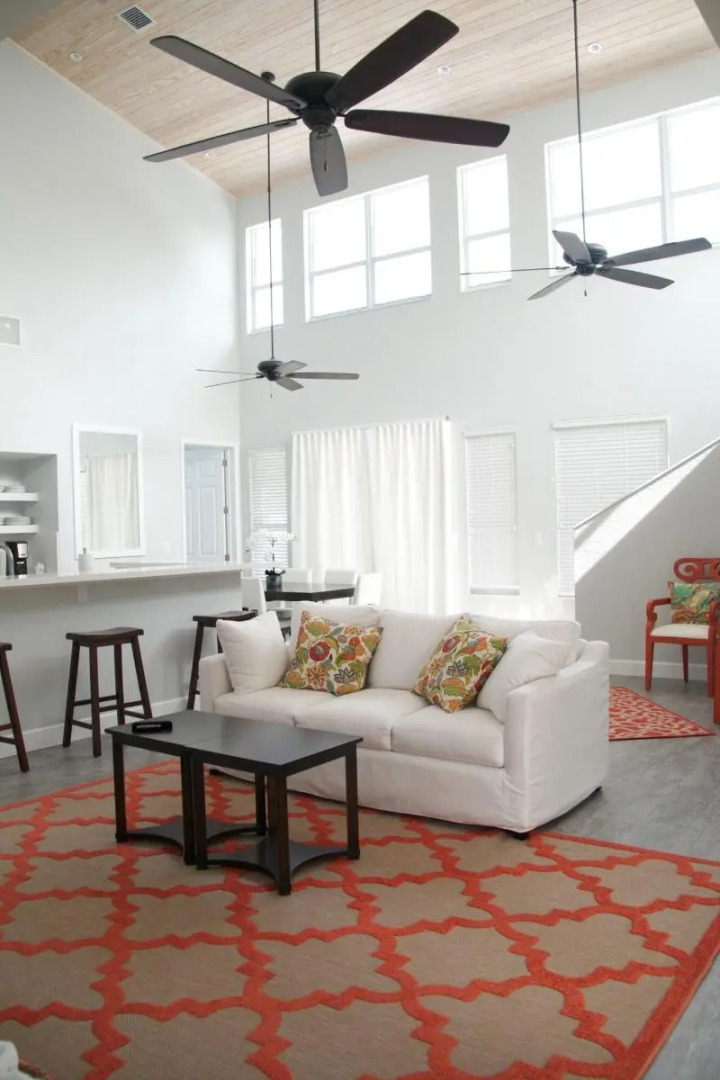 Dolphin Point Villas