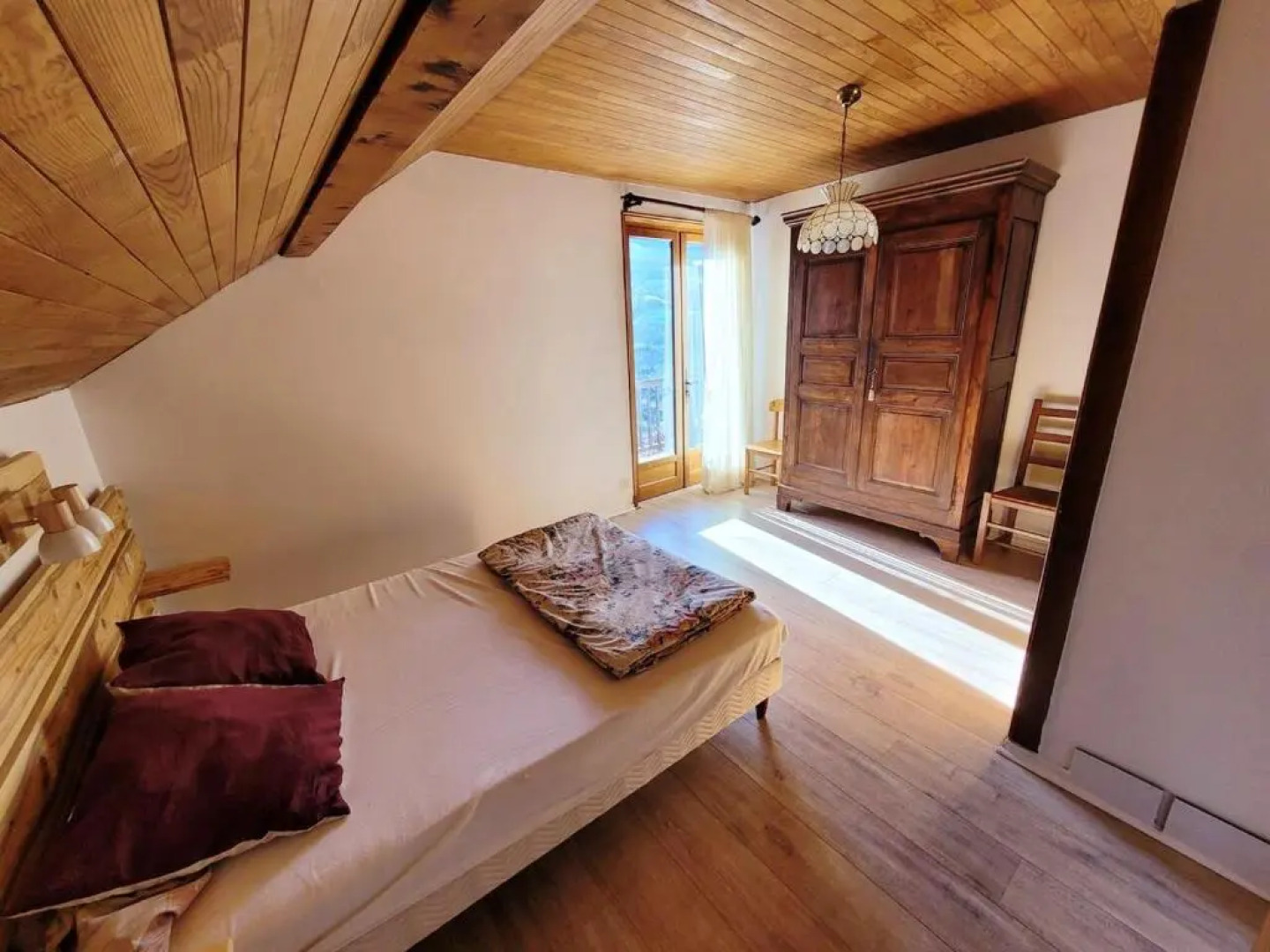 Chalet de 4 chambres avec jardin clos et wifi a Guillestre