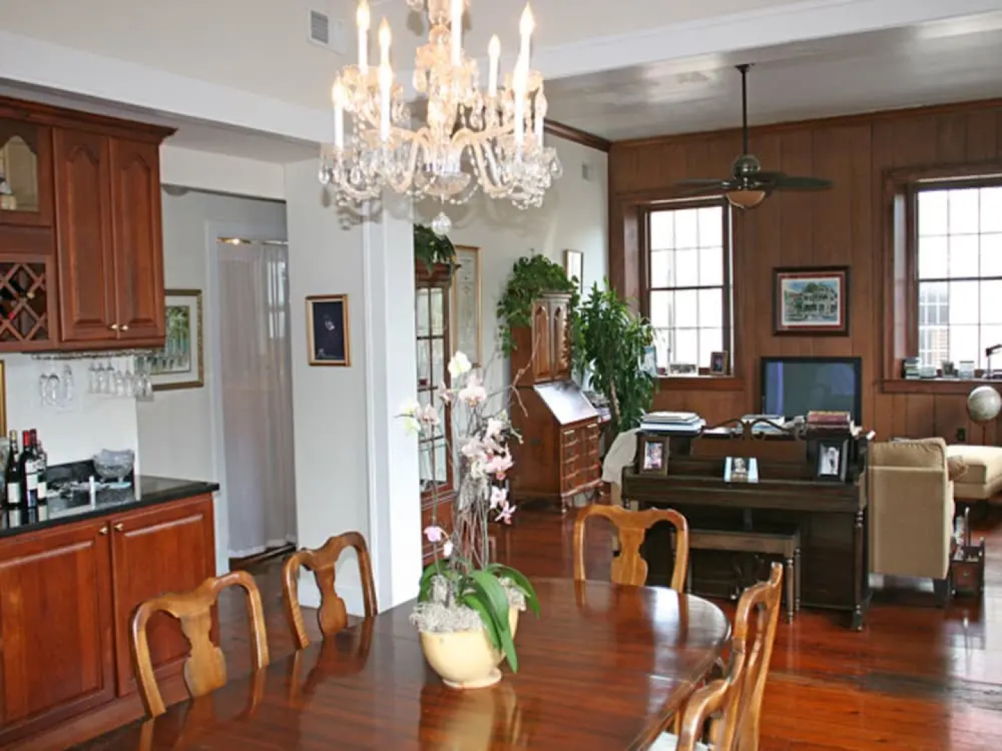 27 State Street Bed & Breakfast