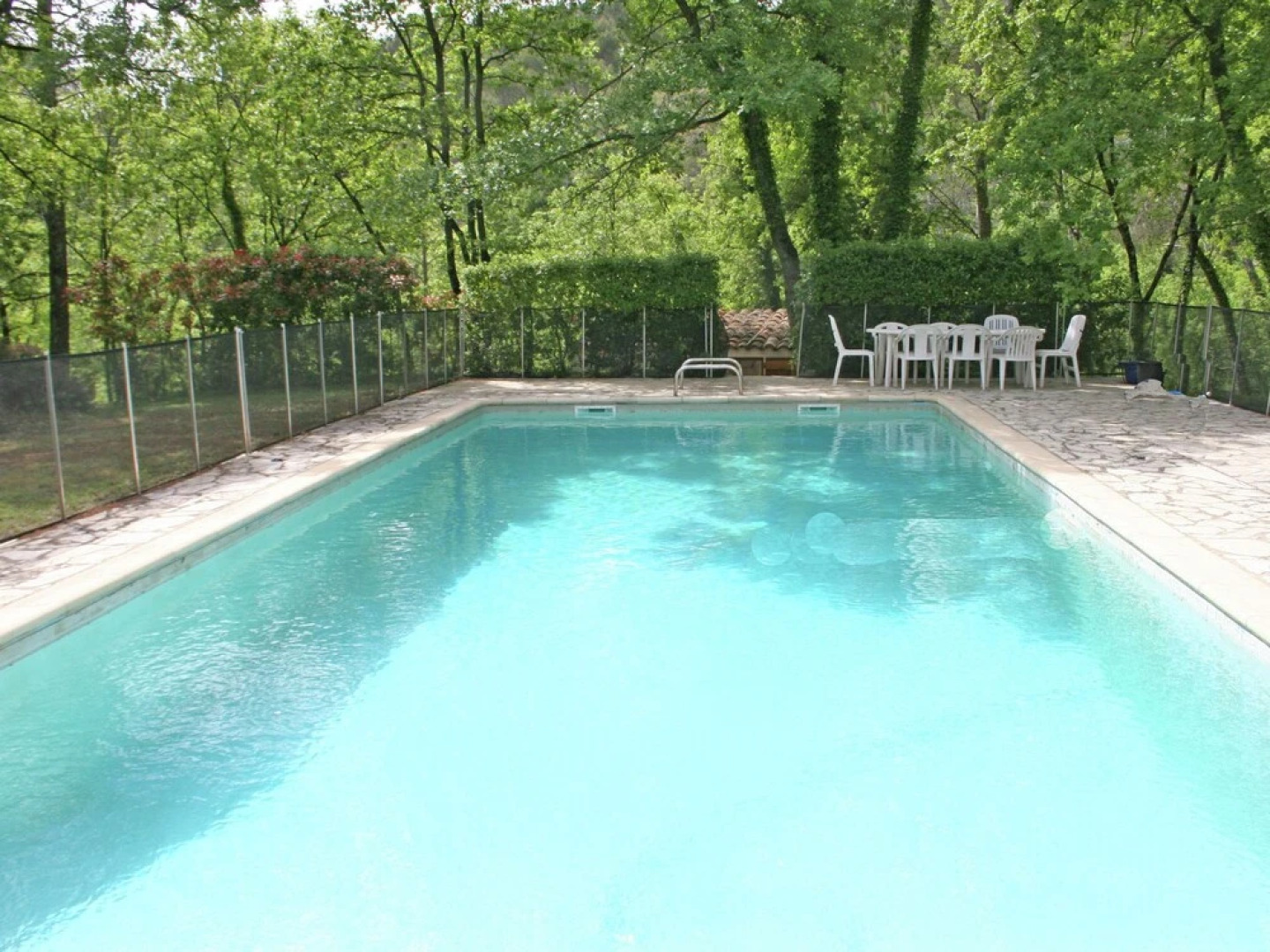 Family Friendly Villa With Secured Private Pool and Beautiful Nature Garden, 1.5 km From Seillans