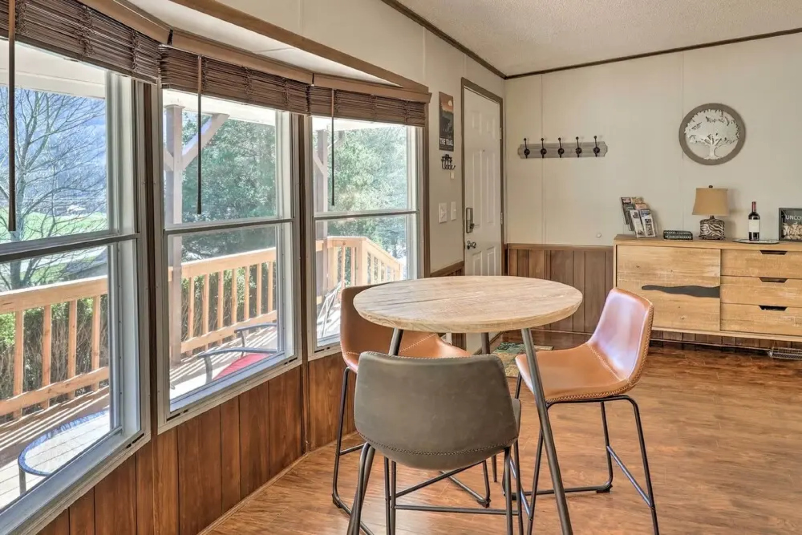 Hot Tub & Fire Pit at Luxe Blue Ridge Bungalow