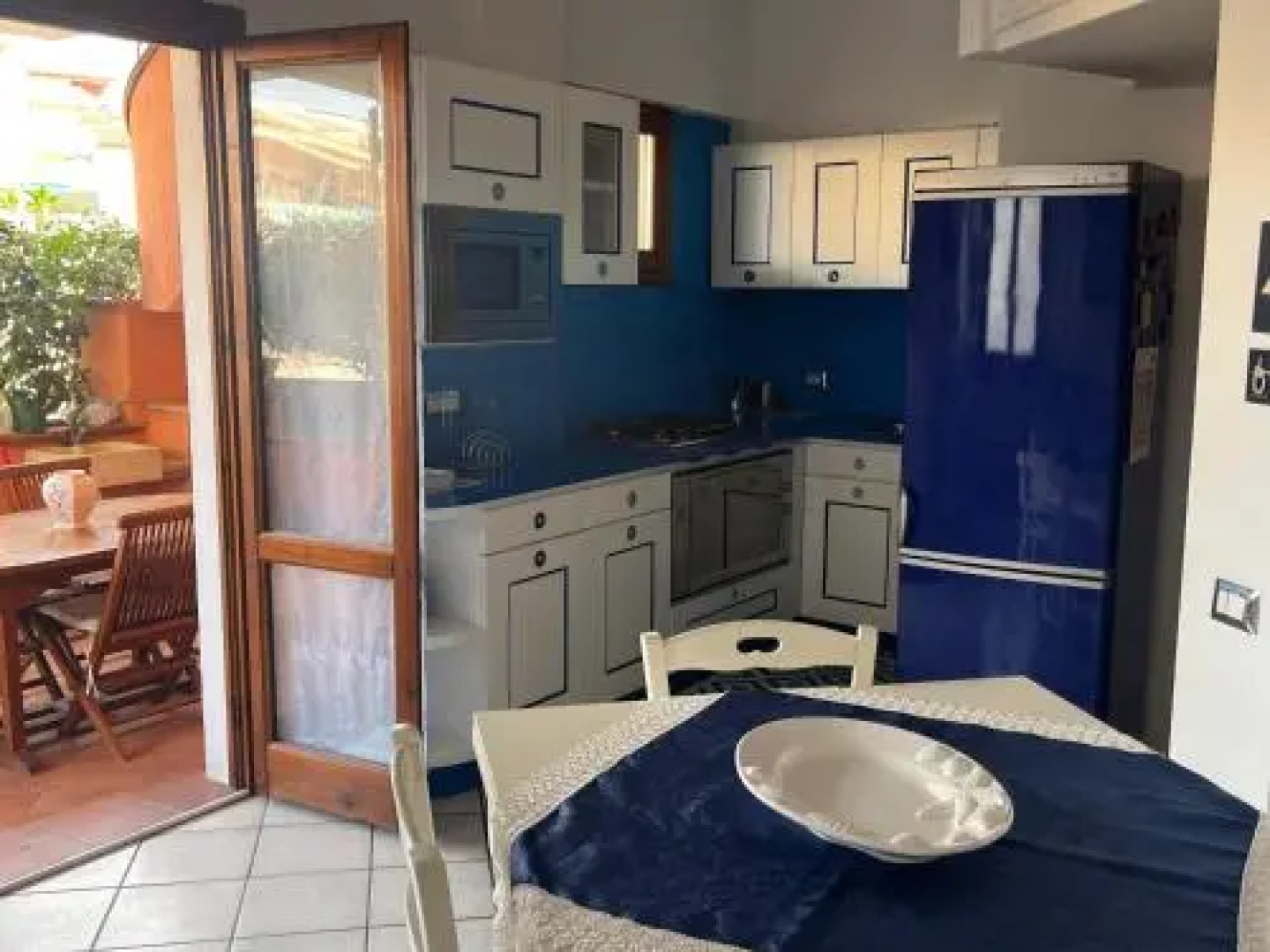 Houses Beach Isola Rossa