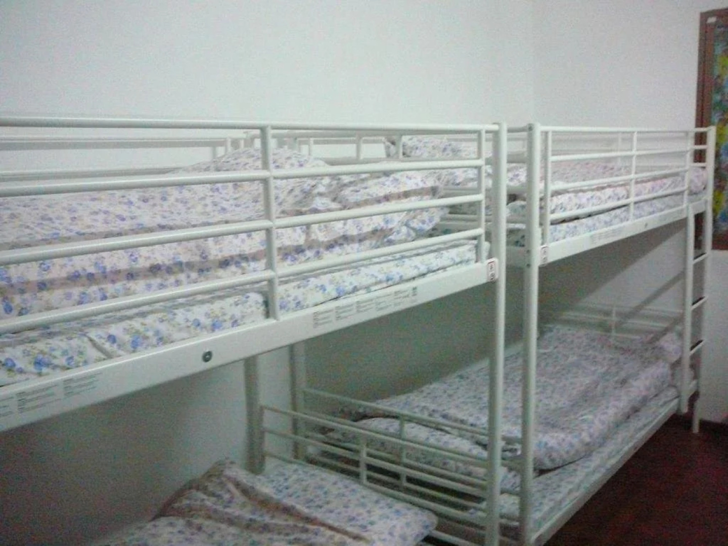 Pass-by-house International Youth Hostel