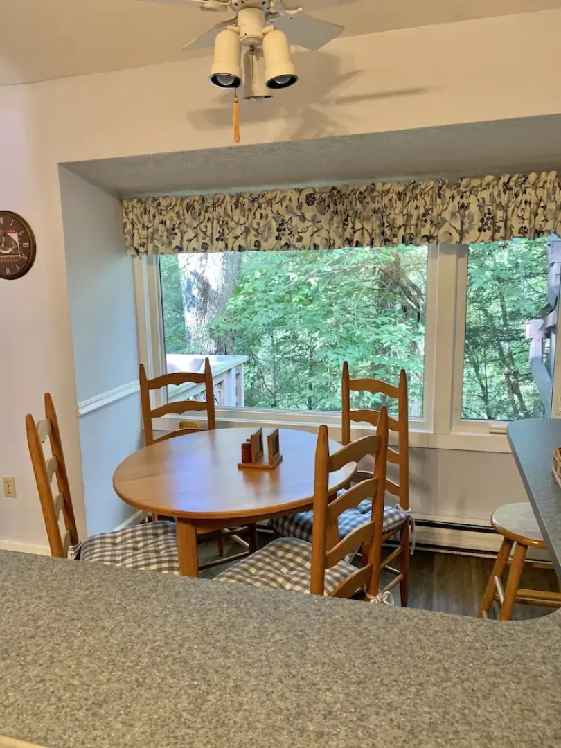 Briarcliff C_11 3 Bedroom Condo by RedAwning