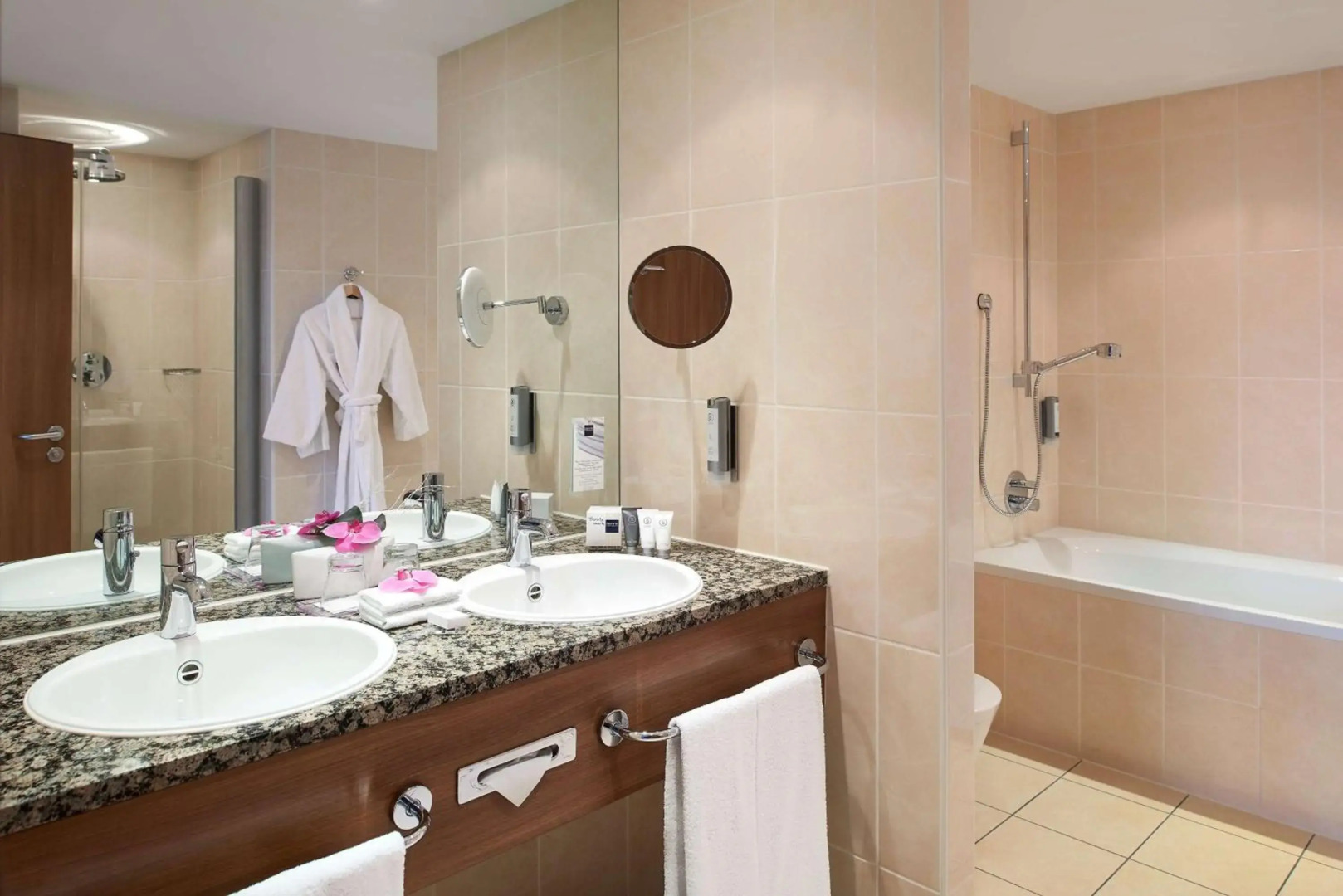 Dorint Hotel am Dom Erfurt