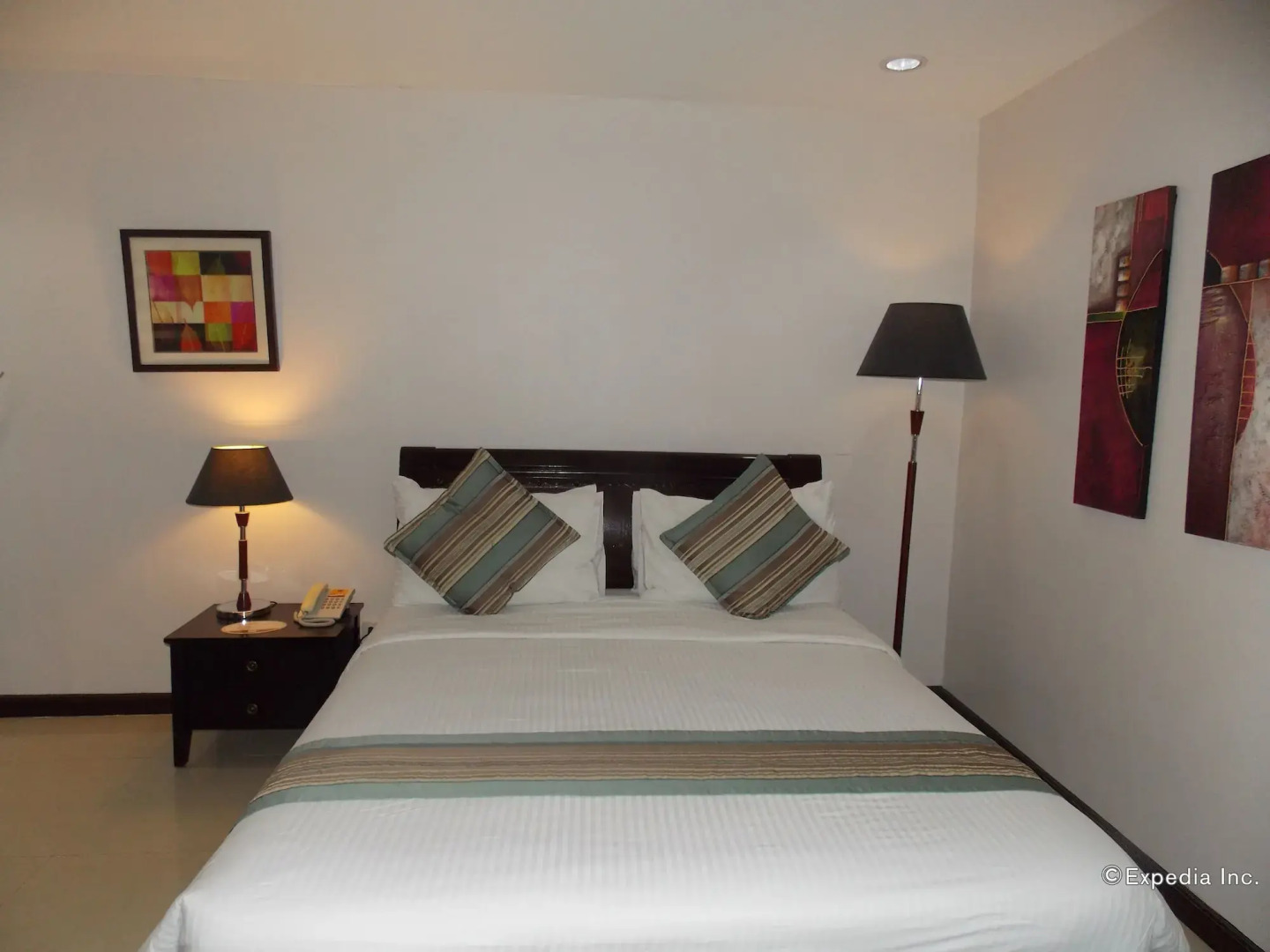 The Suites at Calle Nueva