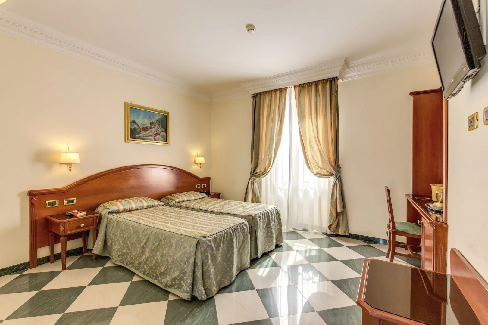 Hotel Contilia
