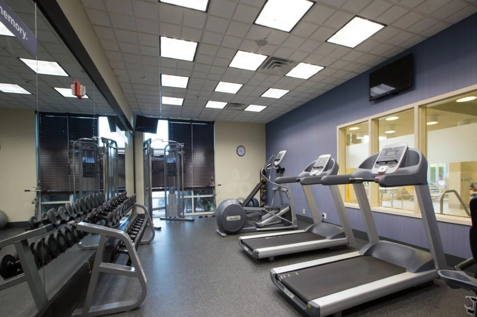 Hampton Inn & Suites Staten Island