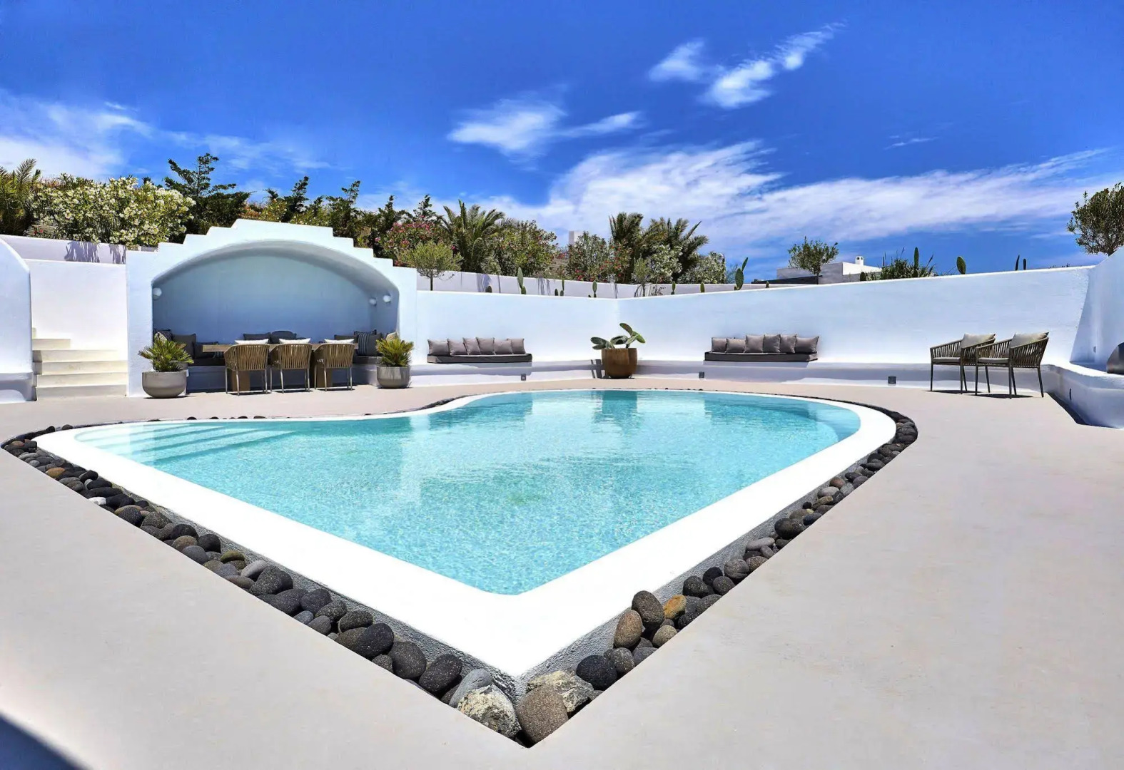 Amor Hideaway Villas