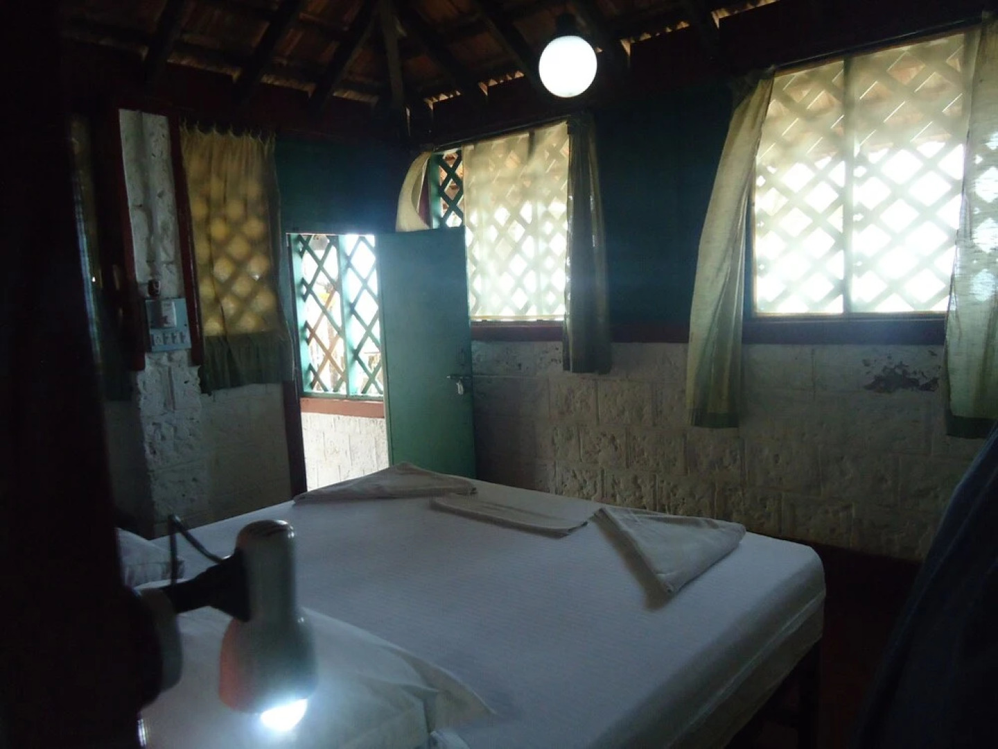 jüSTa Turtlebay on Sea