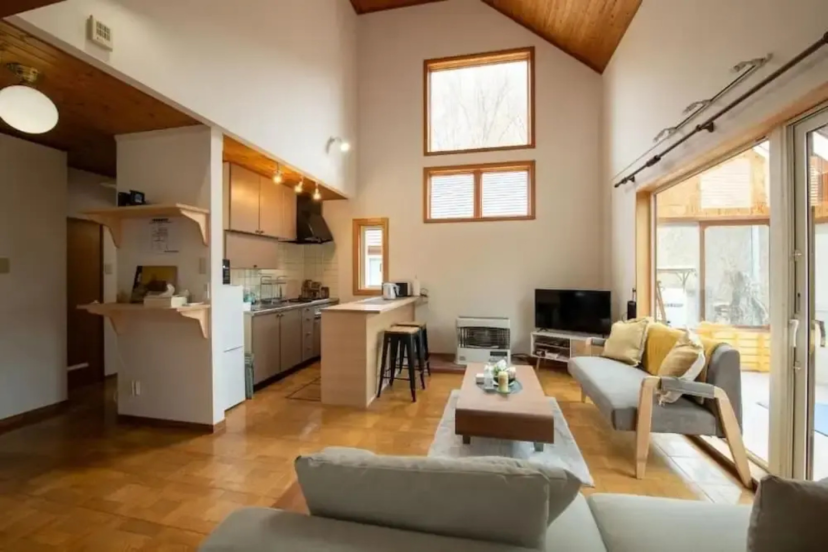 Lake Toya Terrace House