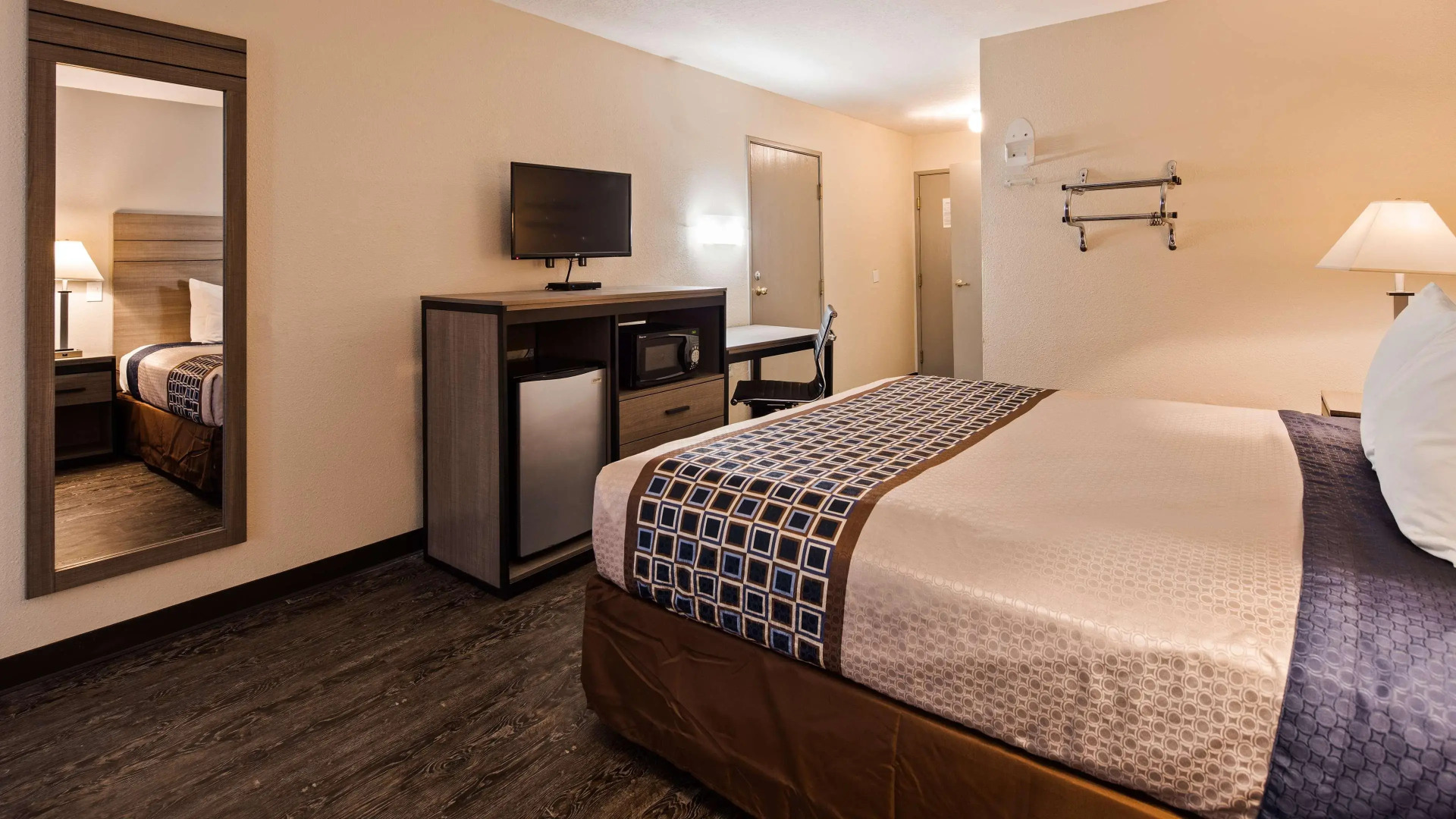 SureStay Hotel by Best Western Albuquerque Midtown