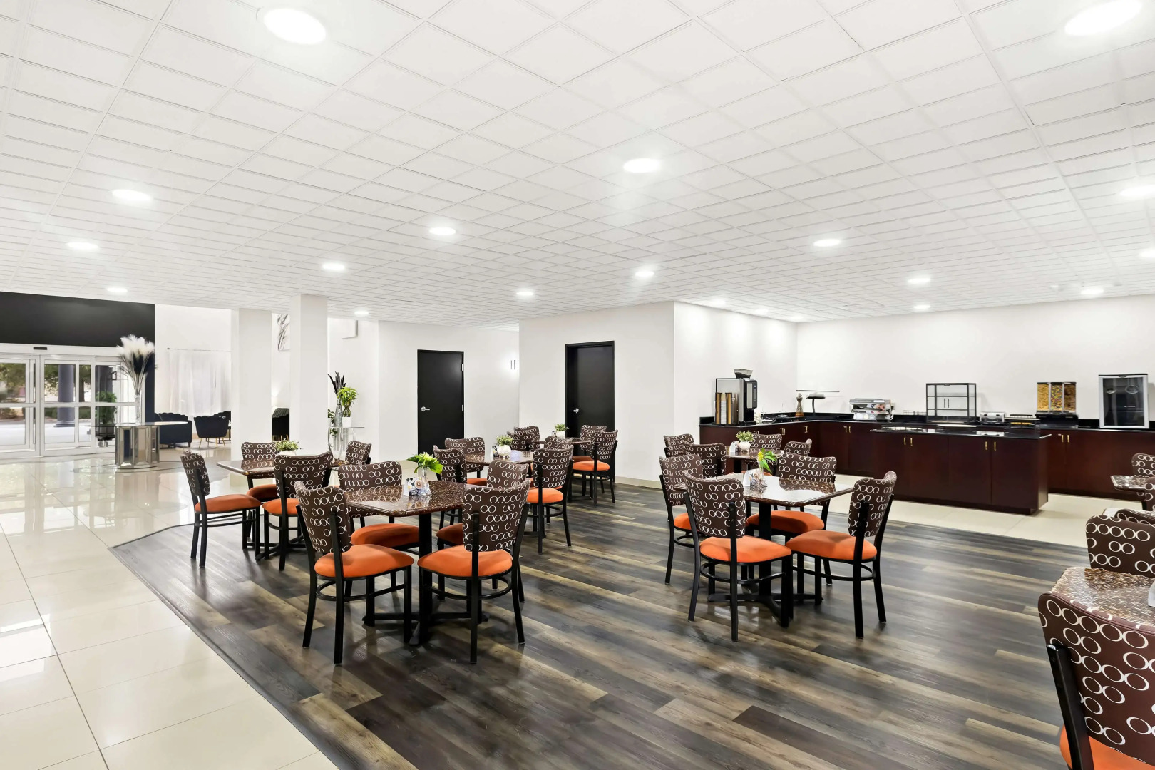 Sonesta Essential Savannah