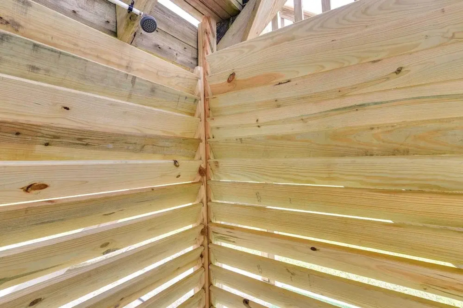 Freeport Home w/ Deck & Grill, Near Boat Ramp