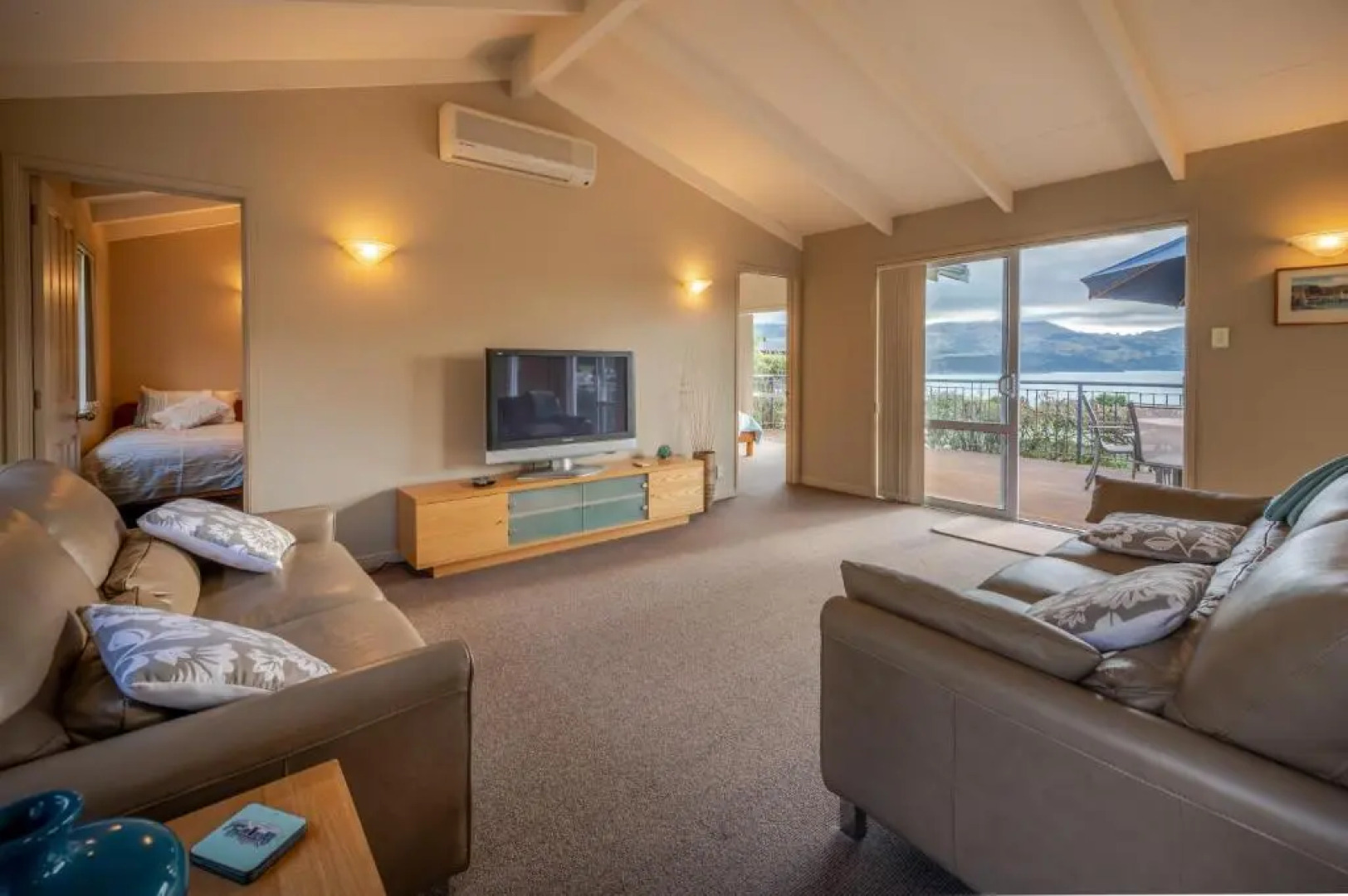 Scenic on Selwyn - Akaroa Holiday Home