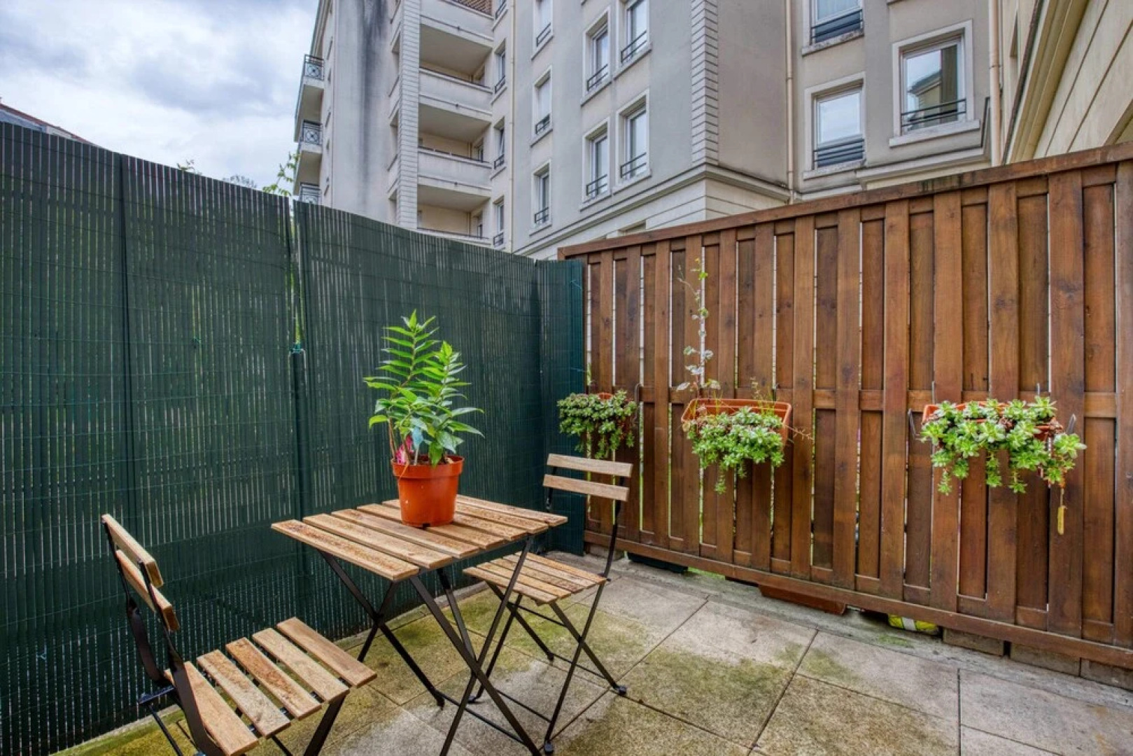 Nice Apartment With Terrace in Charenton