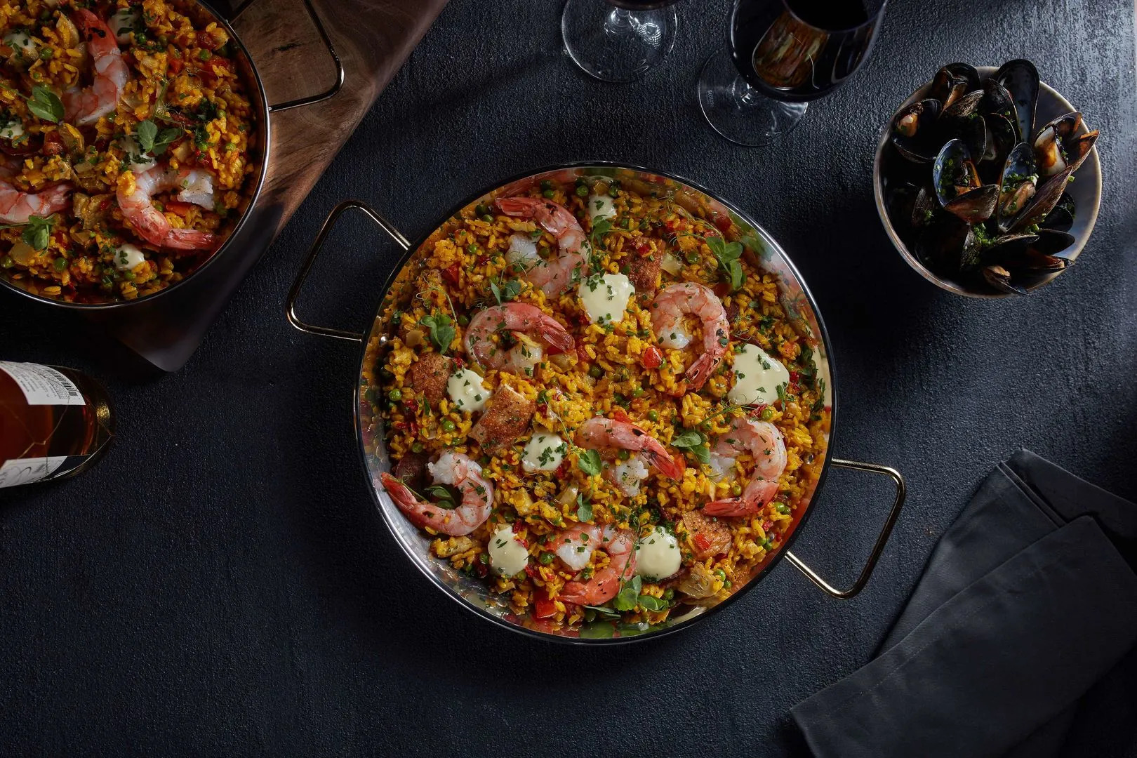 Amway Grand Plaza, Curio Collection by Hilton