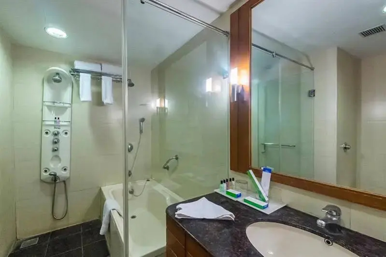 The Sunway GRT Grand, Pondicherry