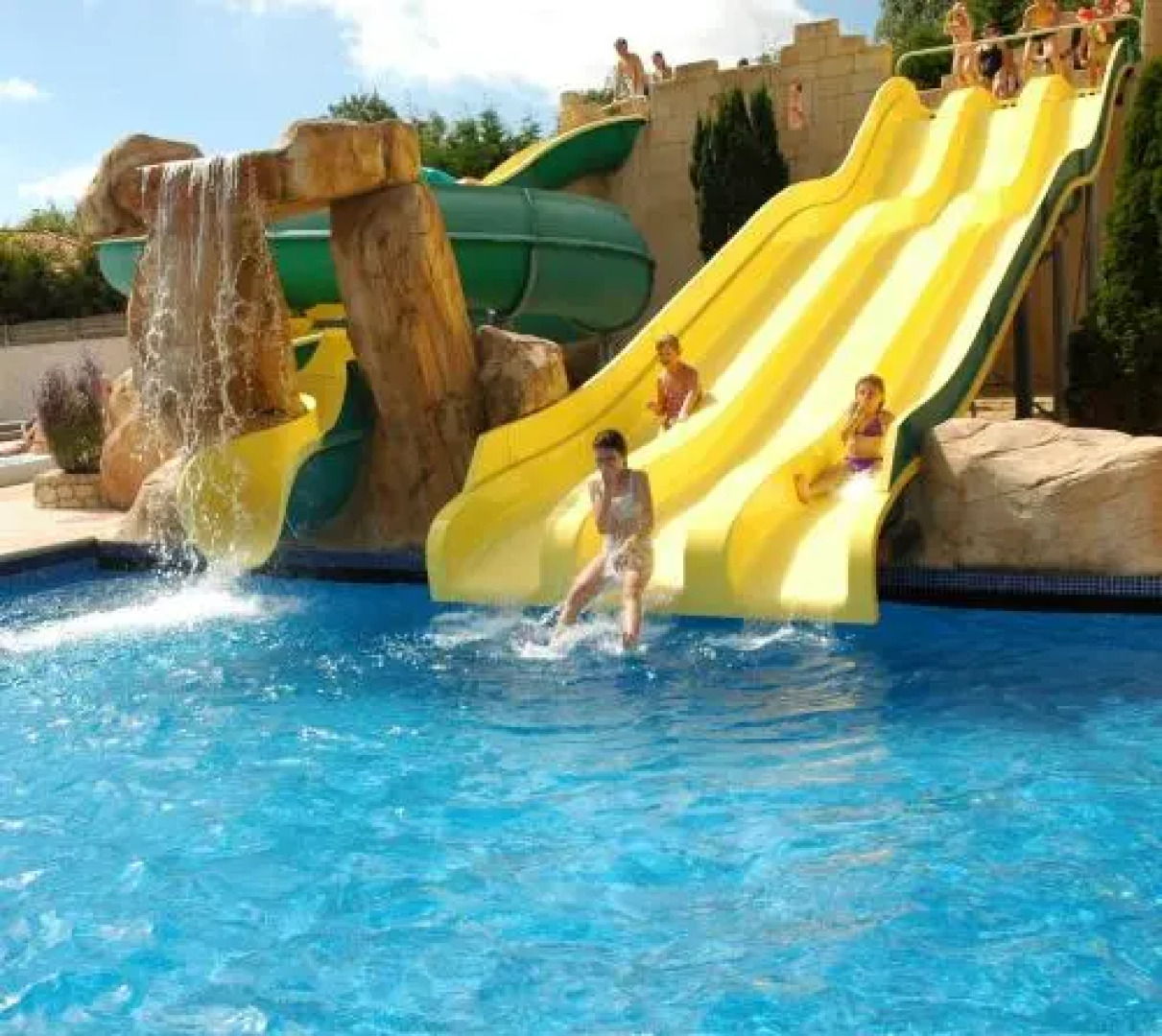 Camping Le Bois Joly