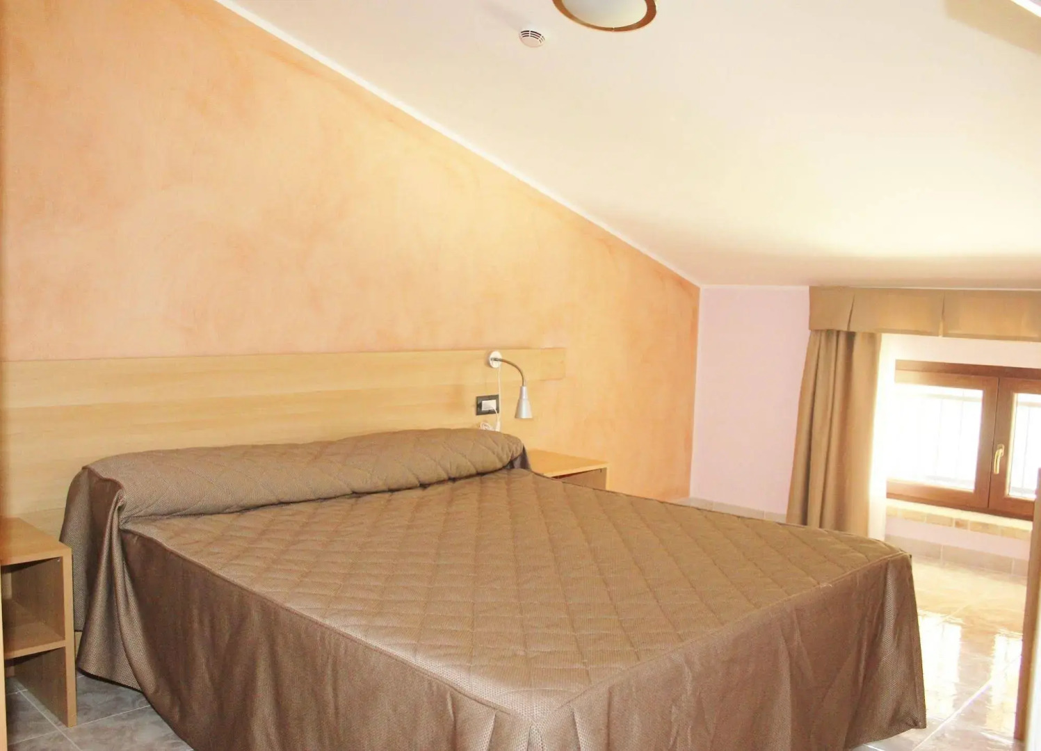 Halanus Hotel And Resort