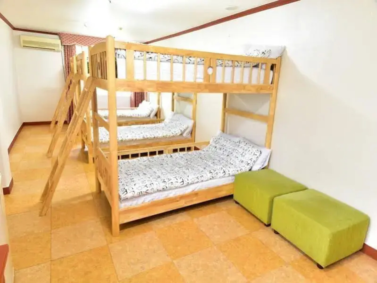 THE RED HOUSE - Hostel