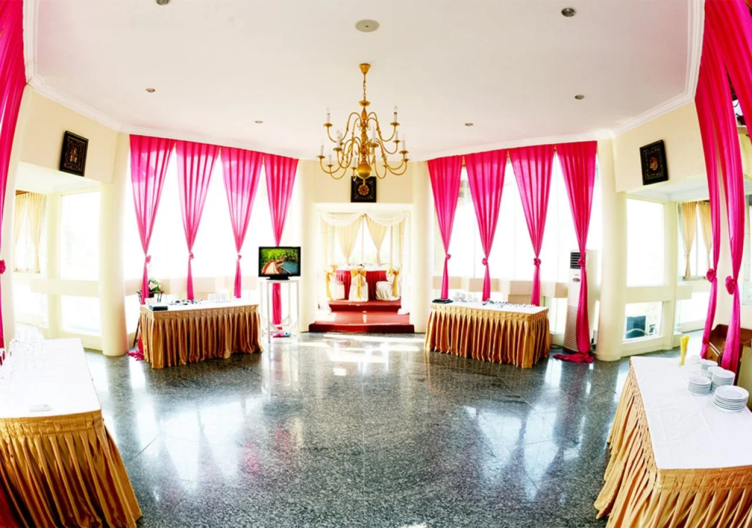 Mount Pleasant Hotel