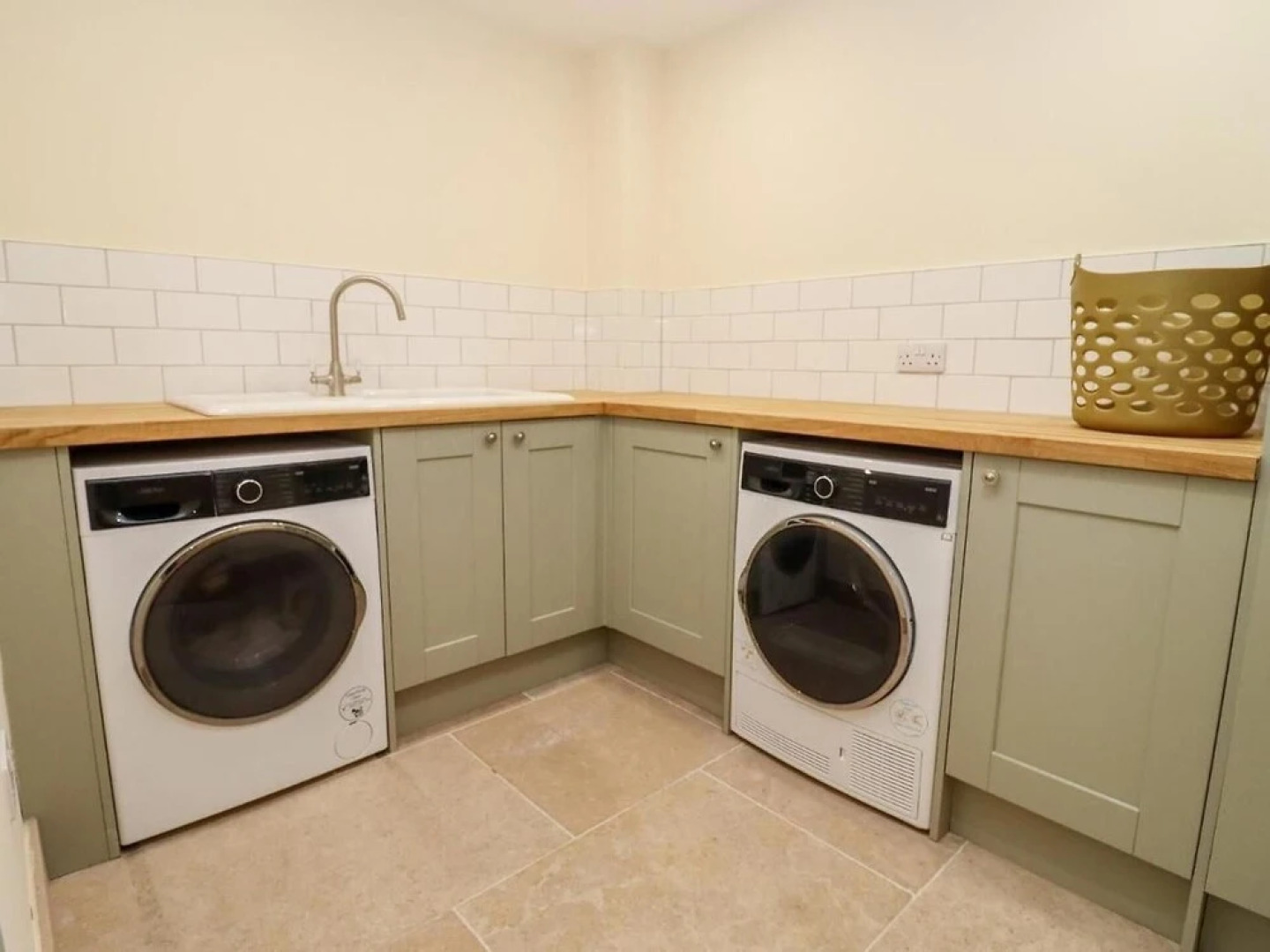 3 Bears Court Barn Conversion in Little Rissington