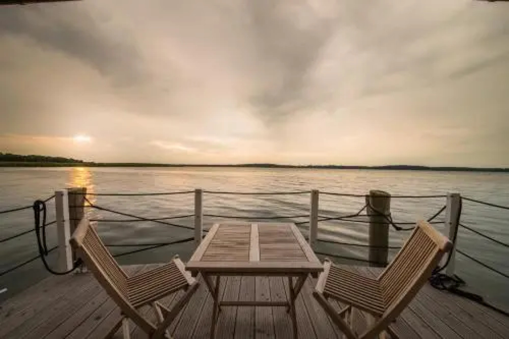 Komfort-Hausboote am Naturhafen Krummin