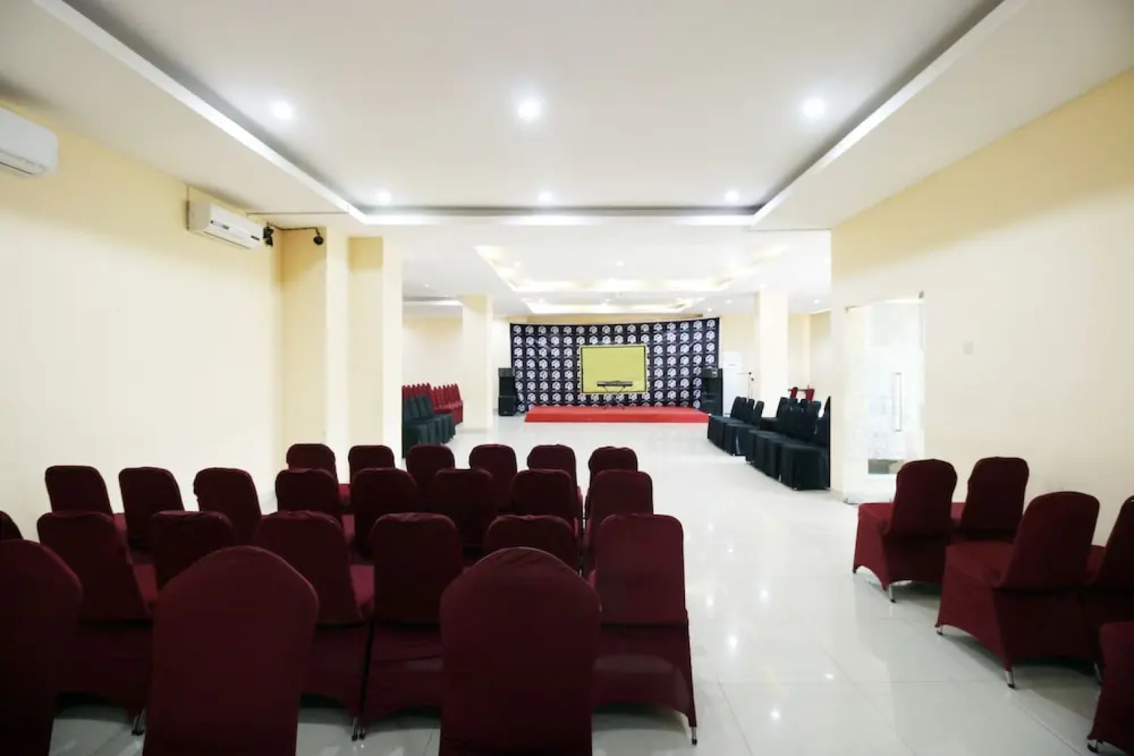 Airy Sirimau Rijali 21 Ambon