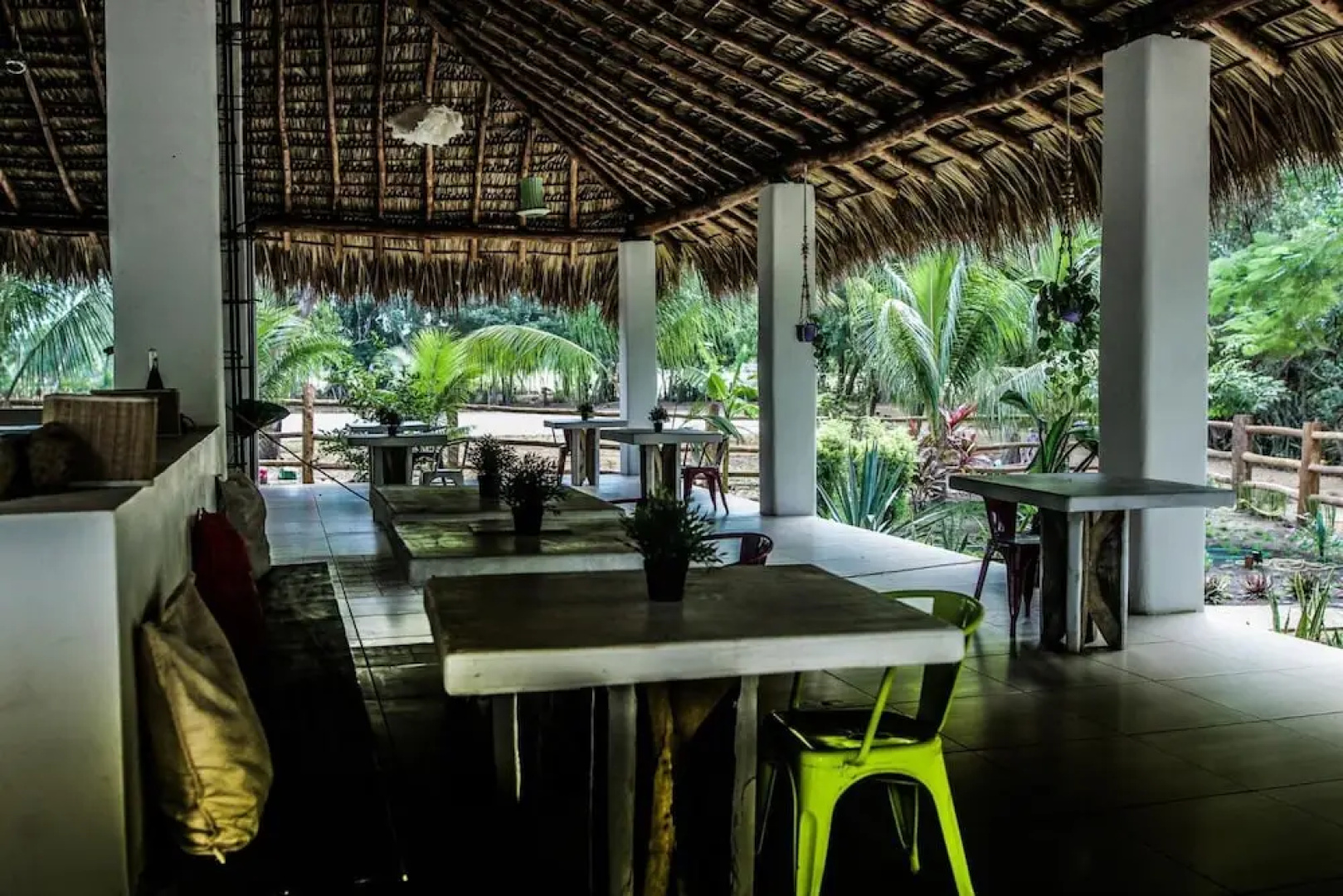 Las Dunas Surf Resort - Hostel