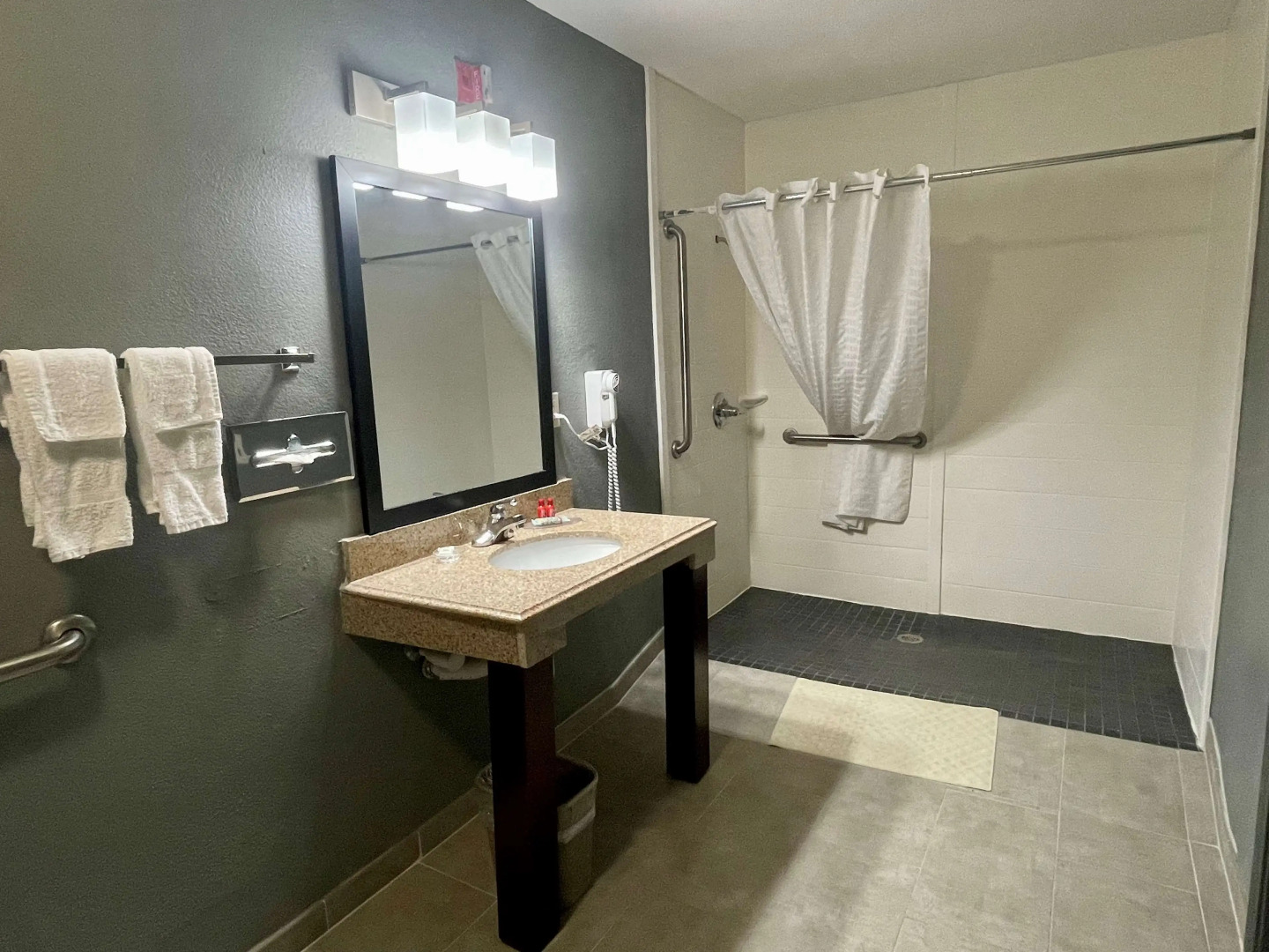 SureStay Hotel by Best Western Deer Park