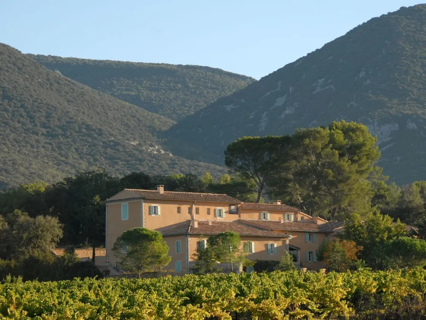 Secluded Holiday Home in Rustrel With Swimming Pool