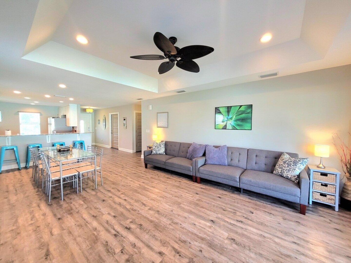 Sunset by the Sea at PCB New 226 Mbps Wifi