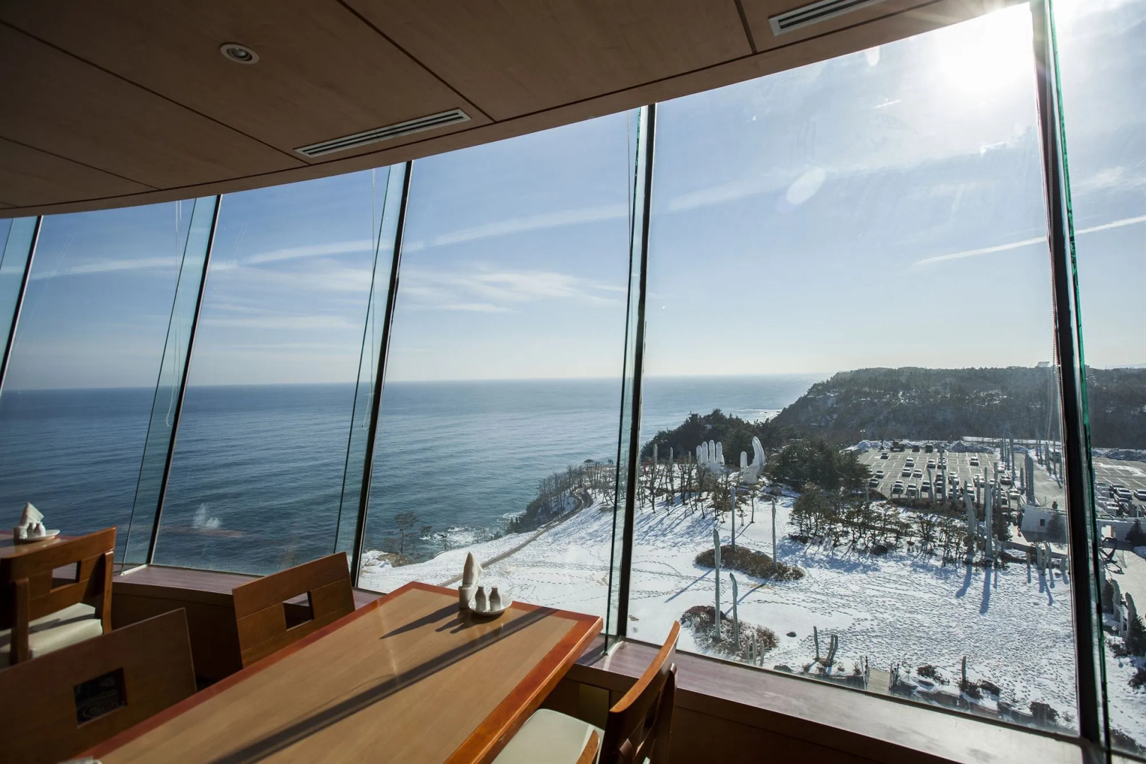 Sun Cruise Resort and Yacht