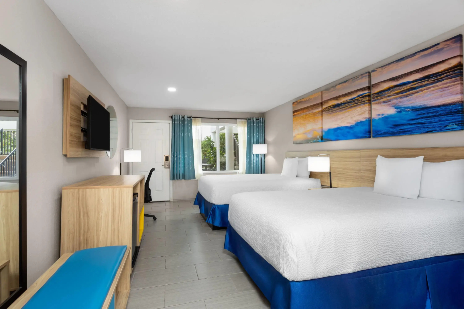 Days Inn by Wyndham Fort Myers Springs Resort