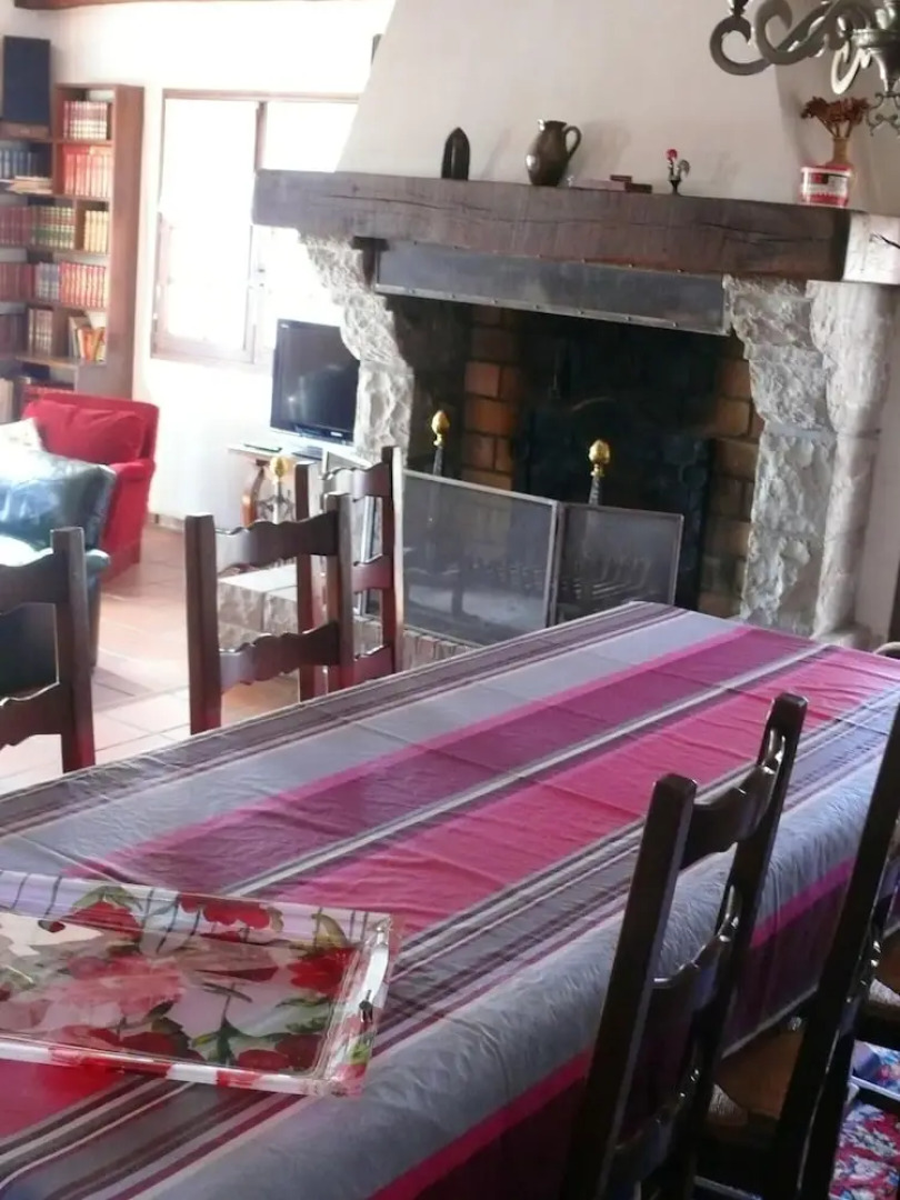 House With 6 Bedrooms in Saint-jean-de-luz, With Wonderful Mountain Vi