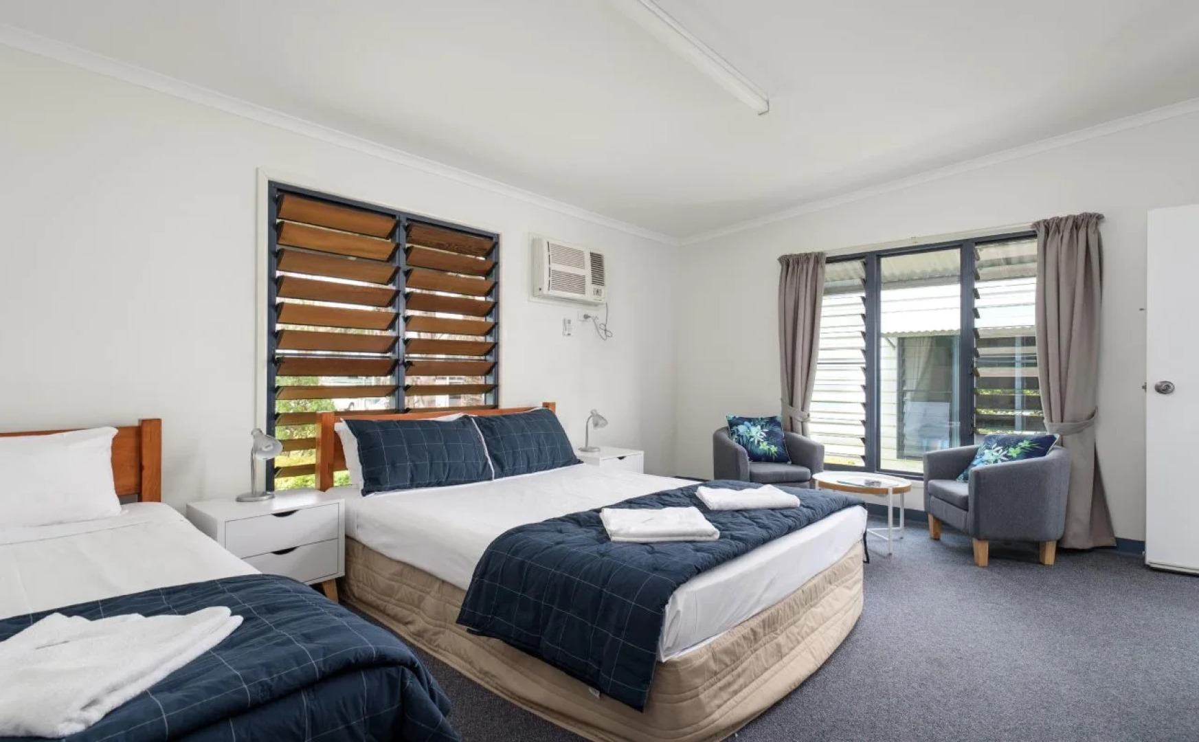 Tin Can Bay's Sleepy Lagoon Motel