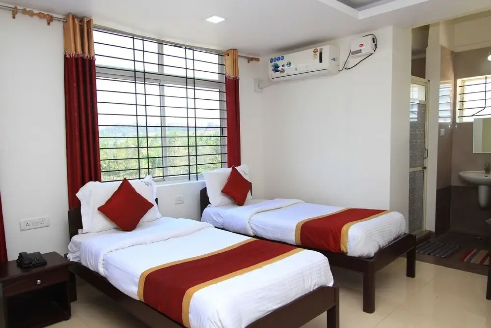 Sri Sai Residency  By OYO Rooms