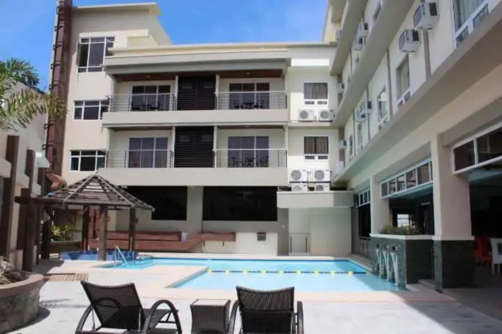 Circle Inn - Iloilo City Center