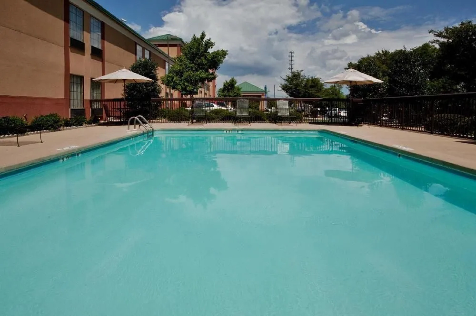 Holiday Inn Express South Boston