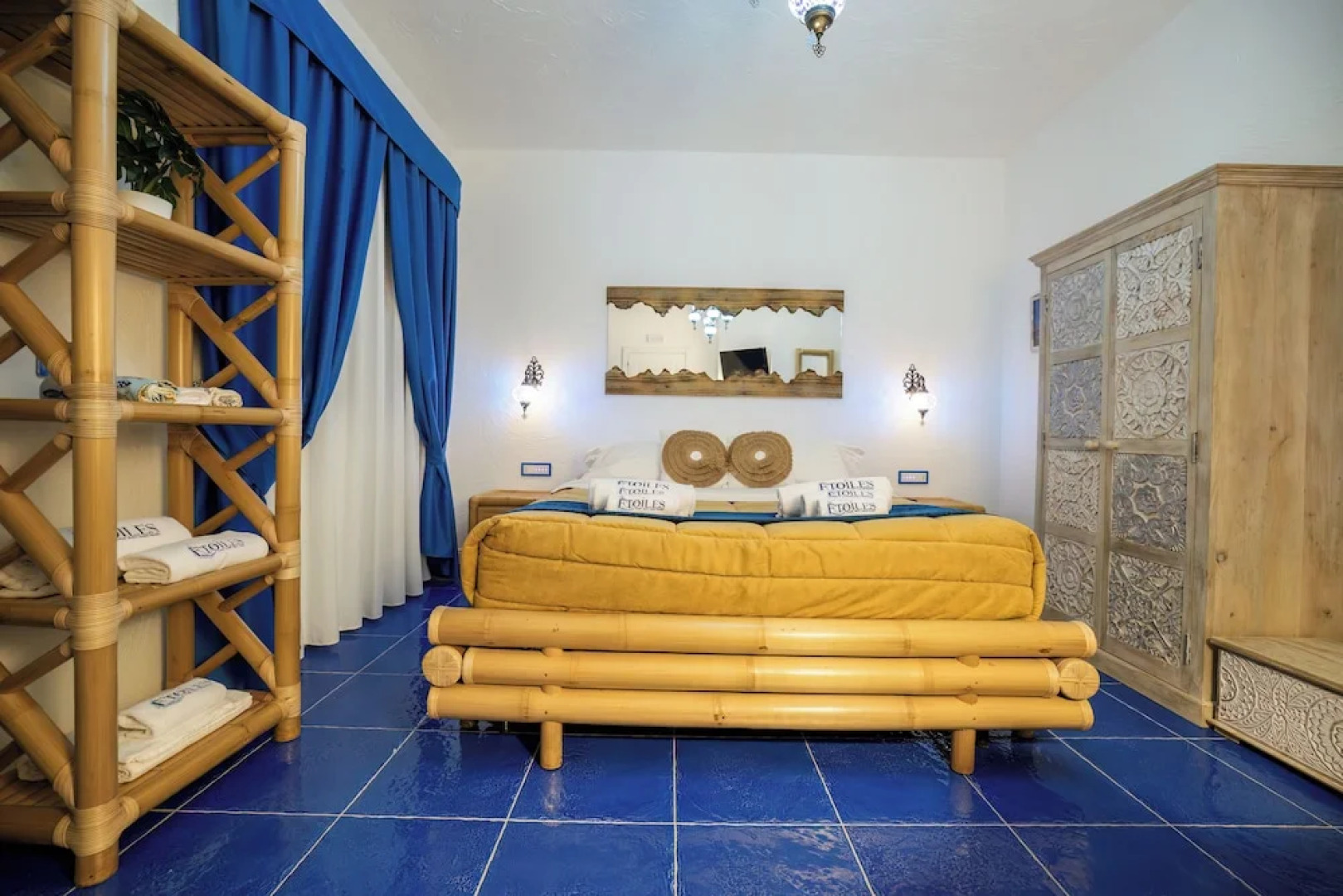 Étoiles Luxury Guest House Resort