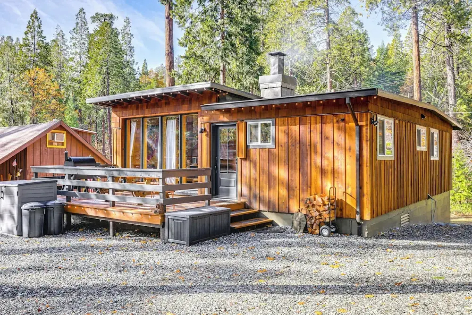 Walk to Golf, Lake: Twain Harte Cabin w/ Fireplace
